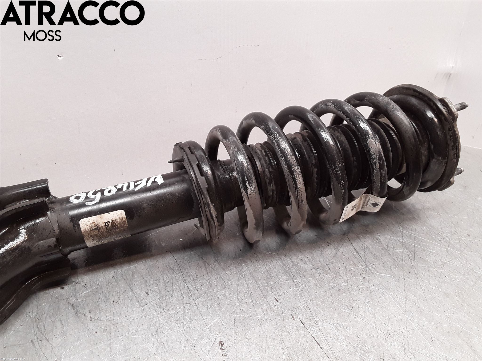 Tesla MODEL Y 21- Fjærbein Foran Venstre