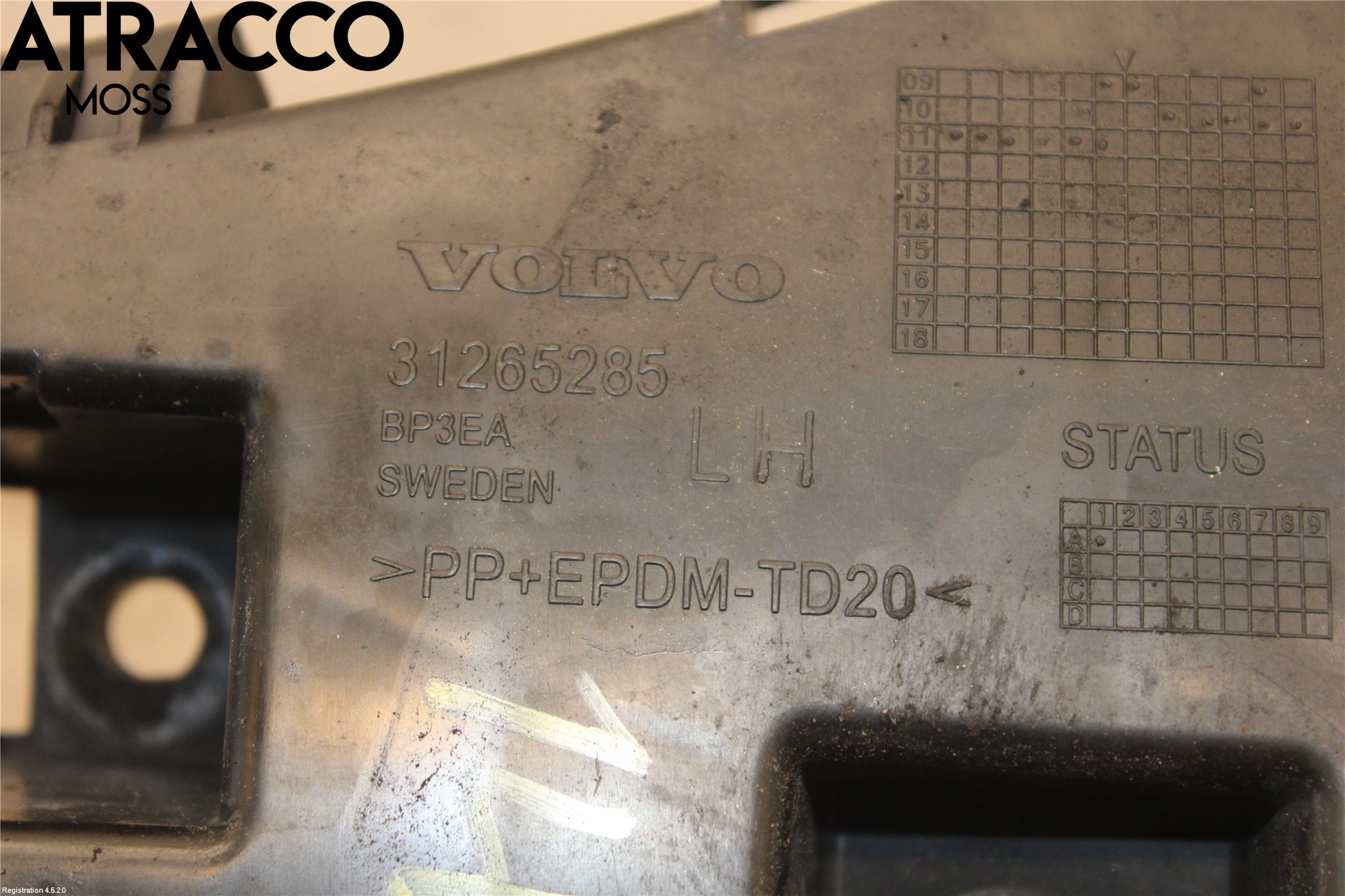 Volvo V60 11-13 Støtfangerfeste Bak Venstre