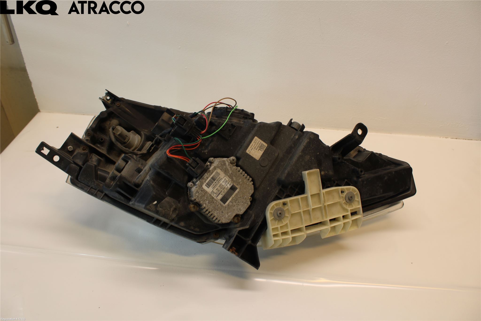 Nissan LEAF 11-17 Frontlykt Venstre