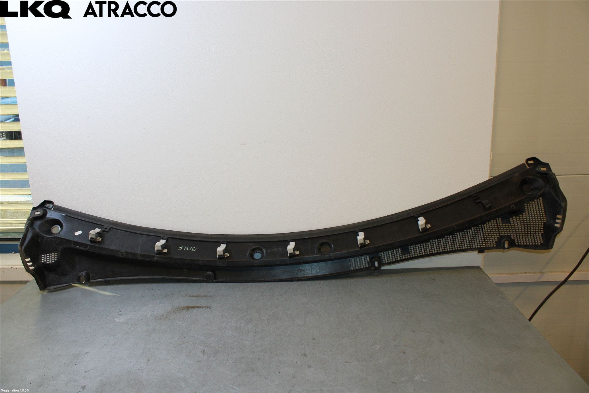 Renault MASTER III 10-14 Visker Deksel-Grill-Under Frr