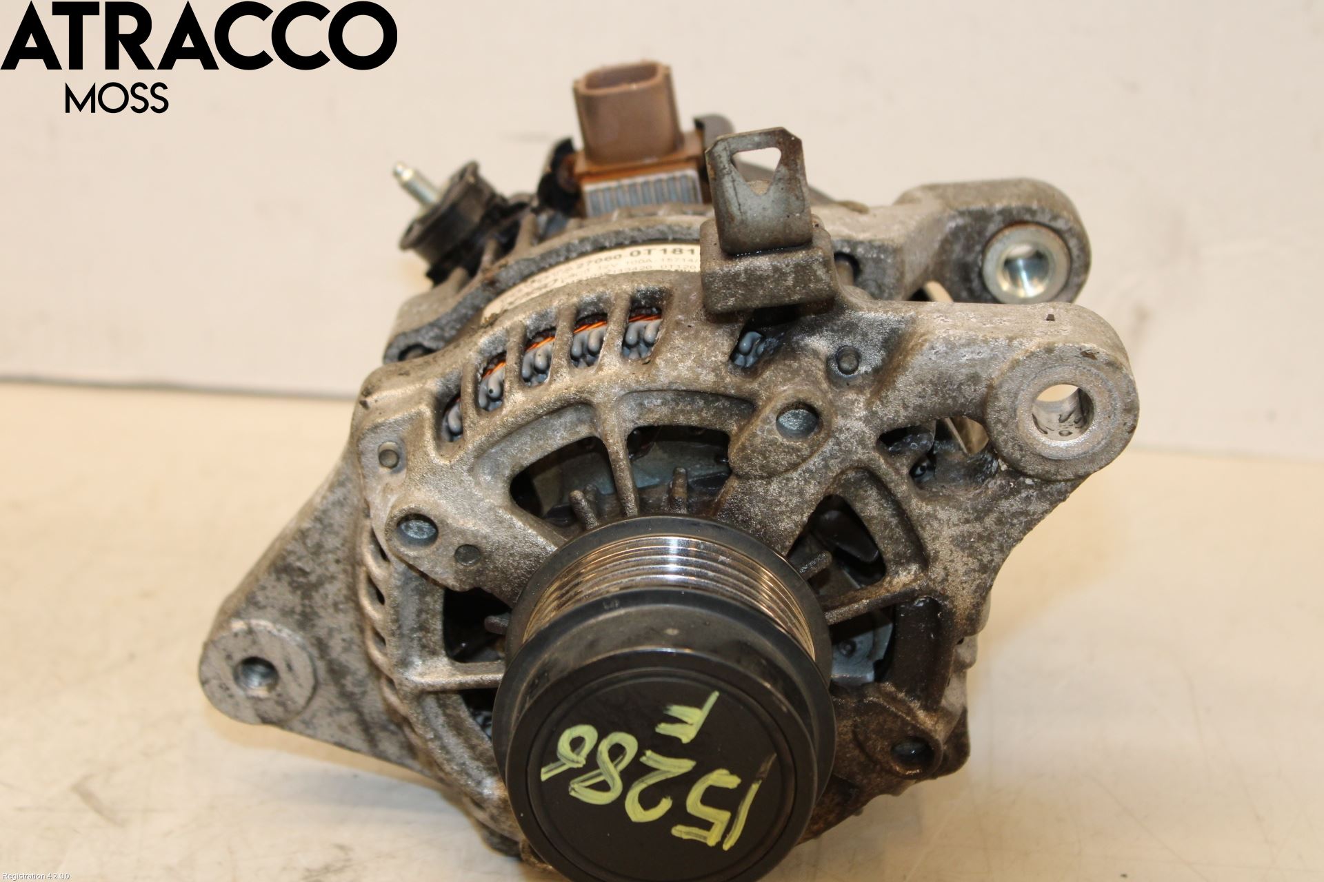 Toyota AVENSIS 09-15 Dynamo