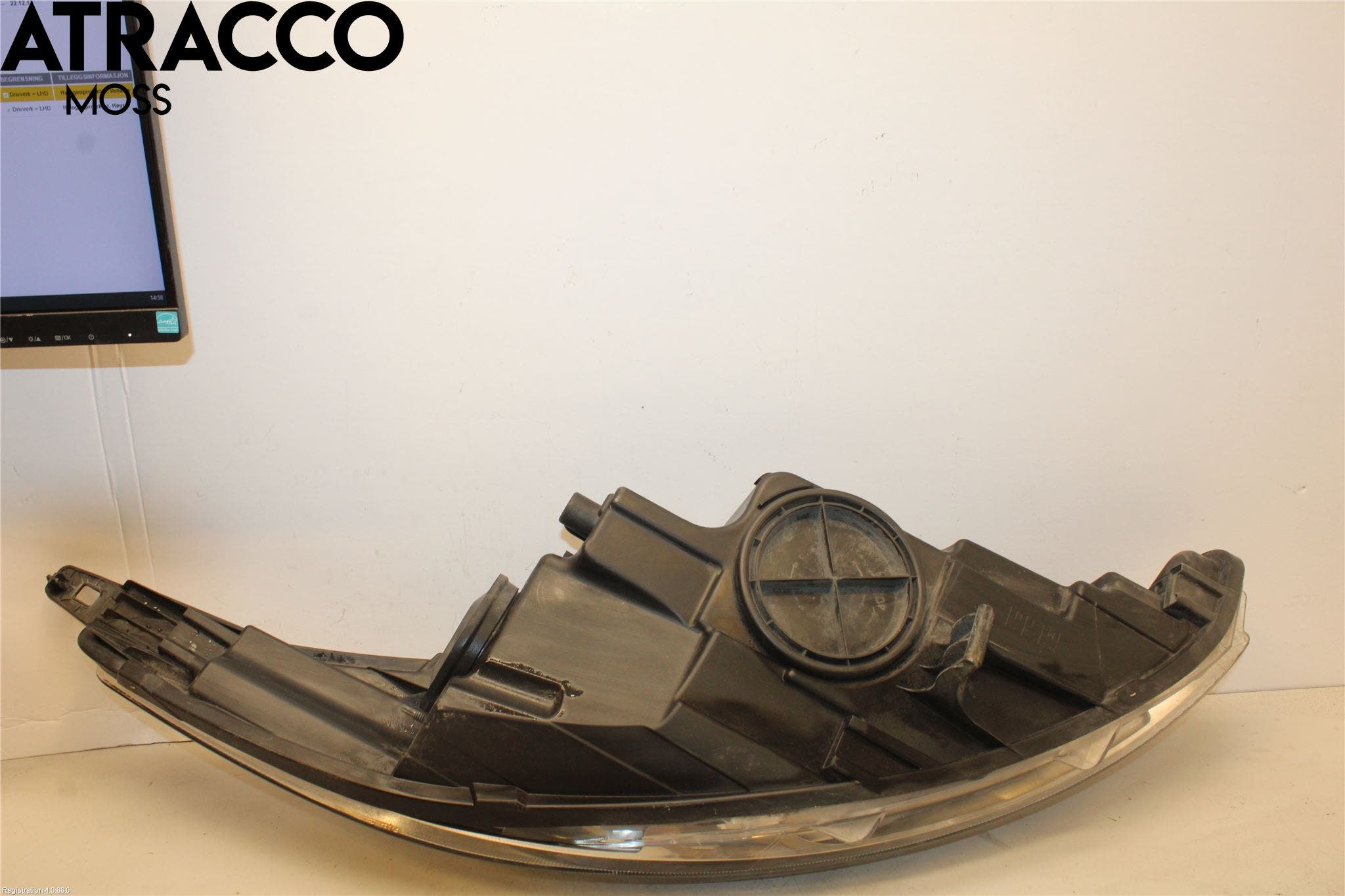 Ford FIESTA 09-12 Frontlykt Venstre