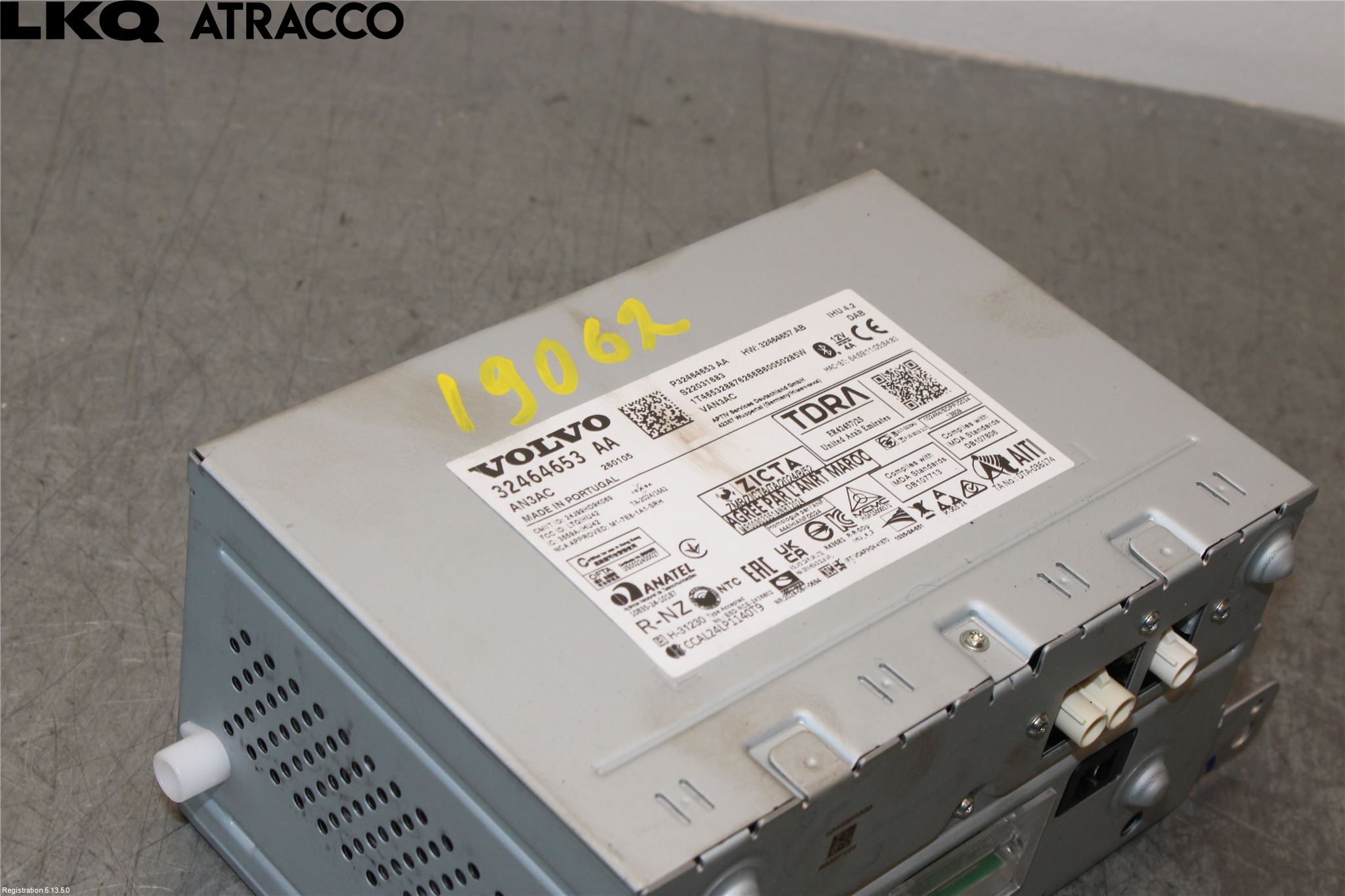 Volvo EX40 25- Stereo Radio
