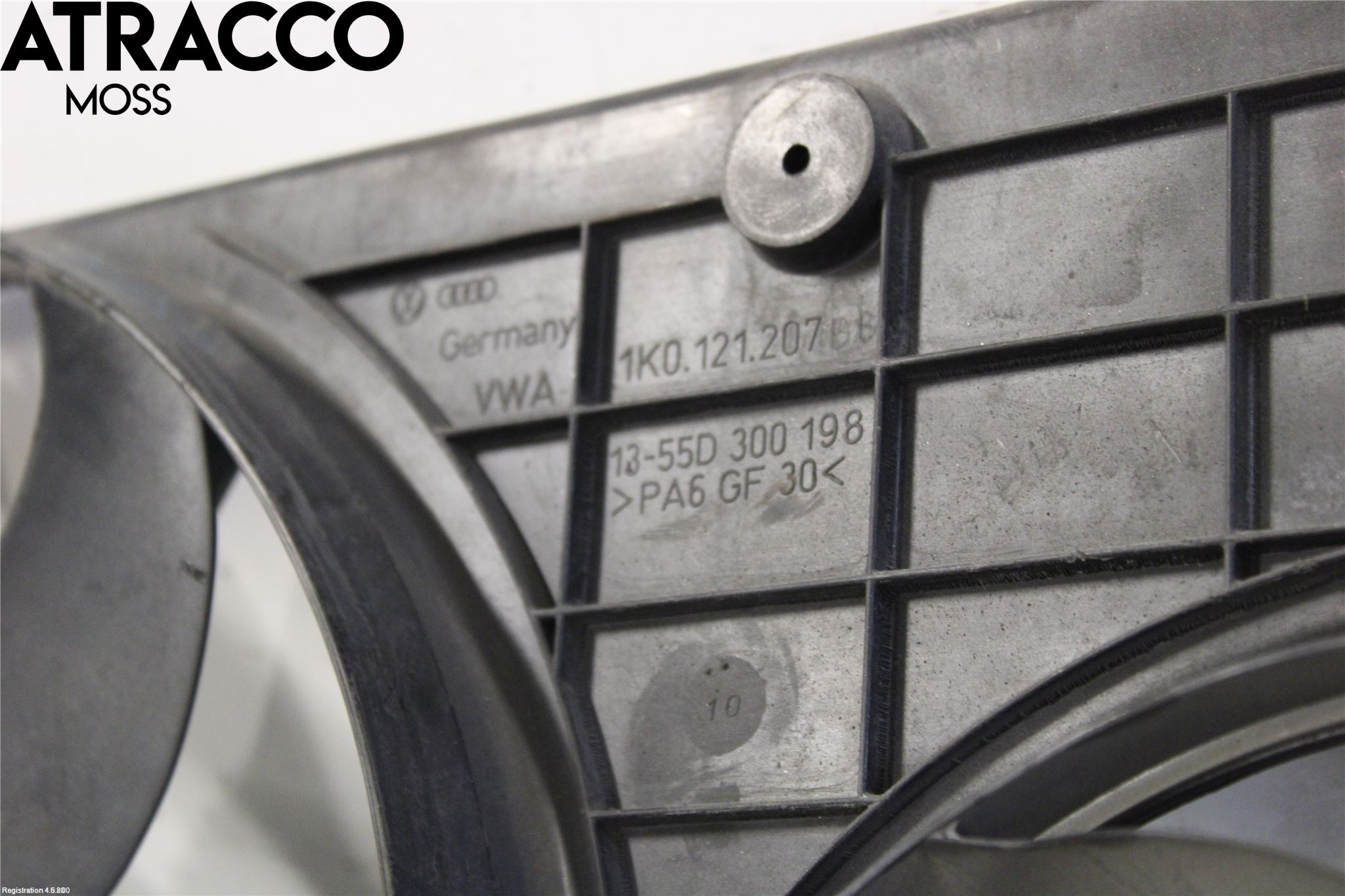 Volkswagen VW GOLF VI 09-13 Kjølevifte Elektrisk