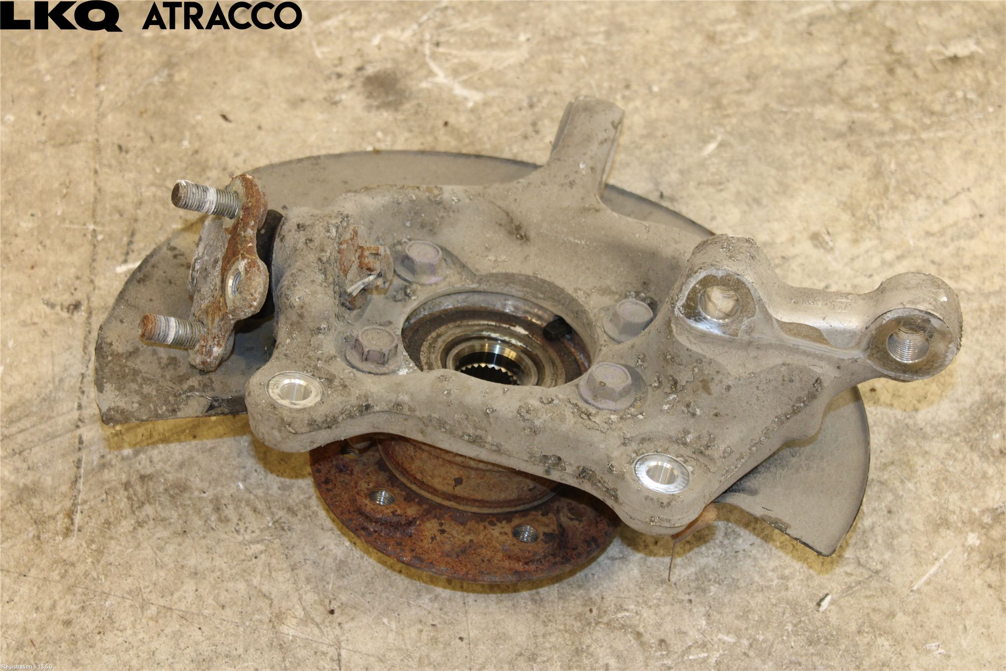Toyota bZ4X EA10 22- Spindel Vf