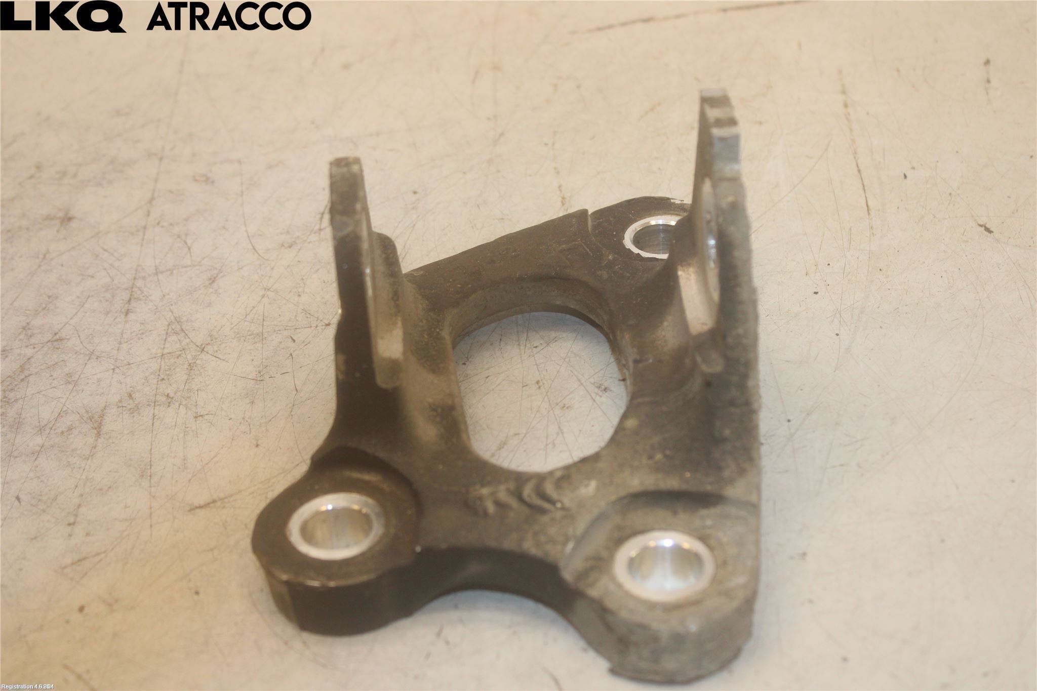 Opel CORSA F, CORSA-E 20- Bakaksel Feste