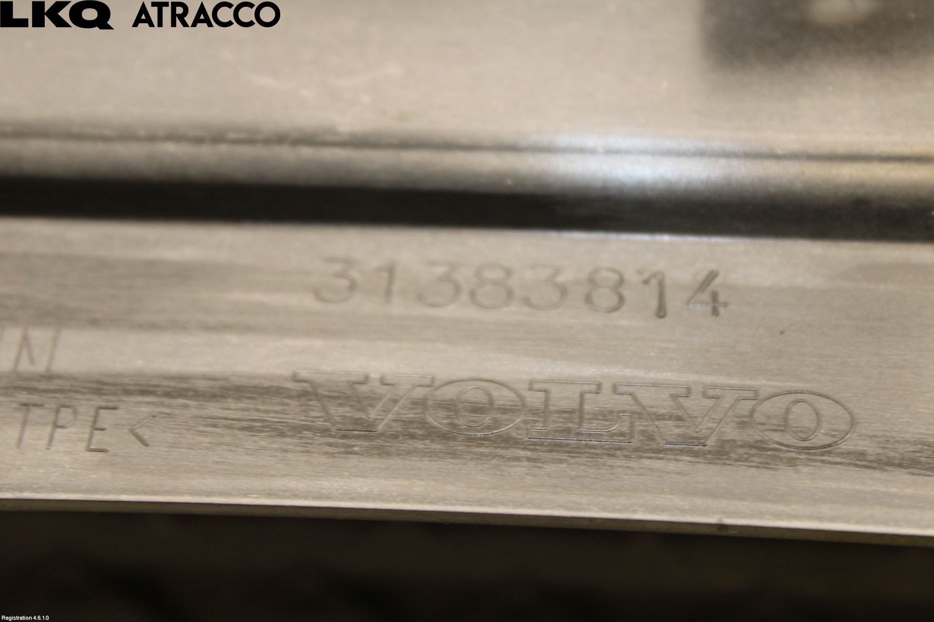 Volvo V40 12-19 Luftstyring Front