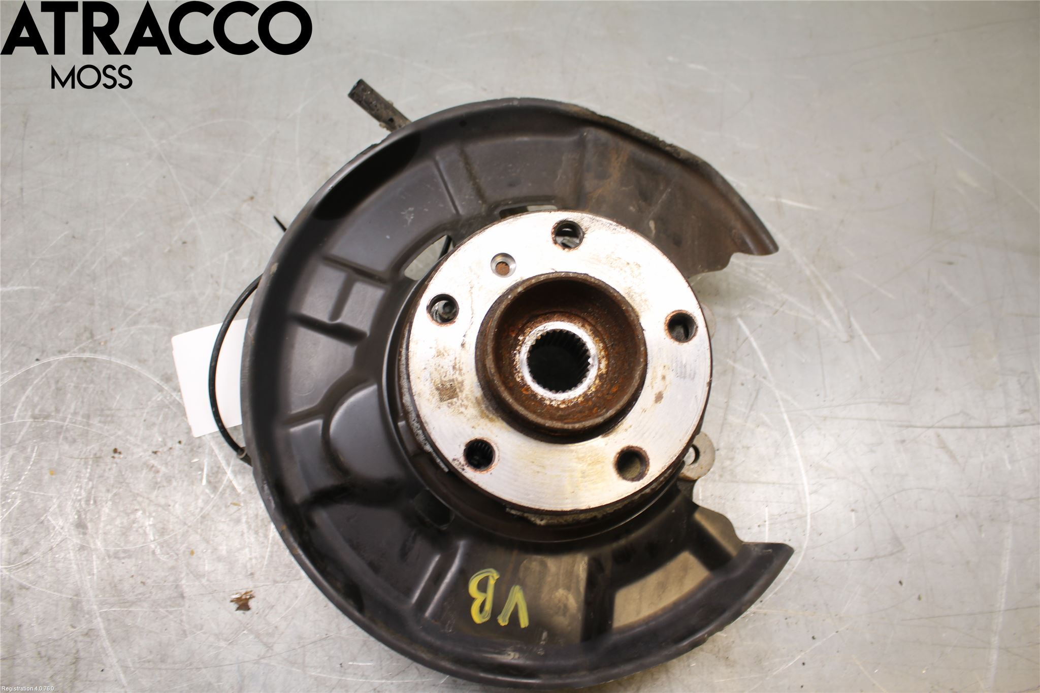 BMW 1 F20/F21 11-19 Spindel Vb