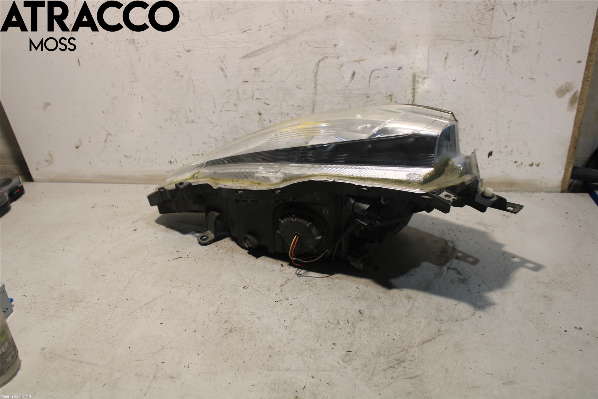 Nissan LEAF 11-17 Frontlykt Høyre