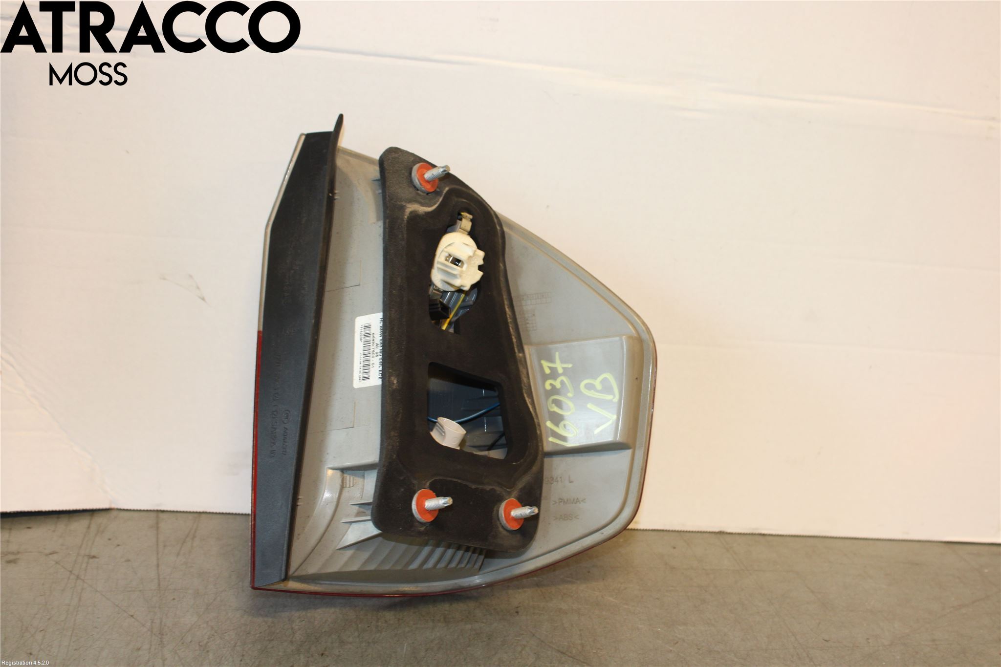 BMW X3 E83     03-10 Baklykt Venstre