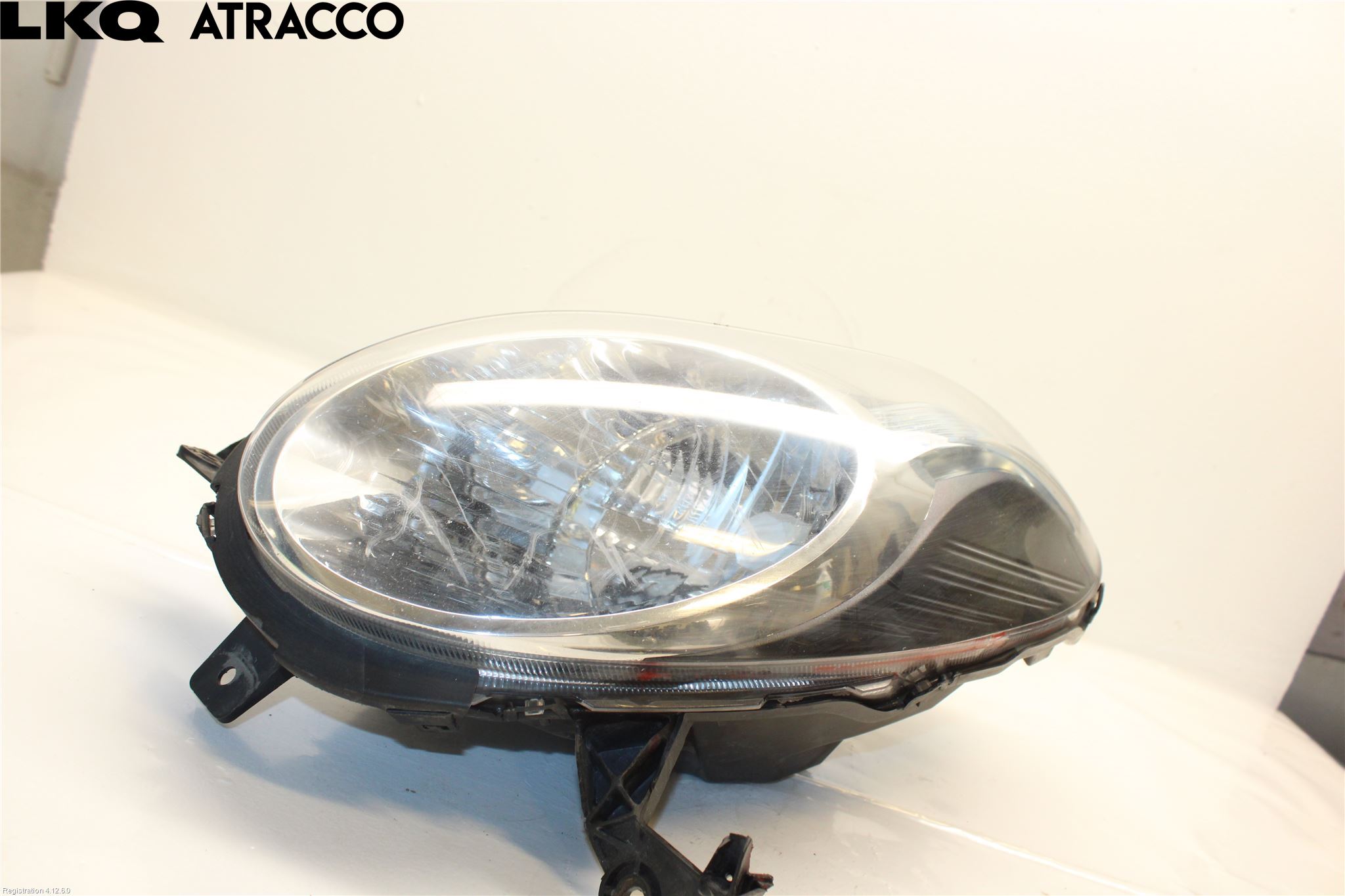 Nissan MICRA 08-10 Frontlykt Venstre