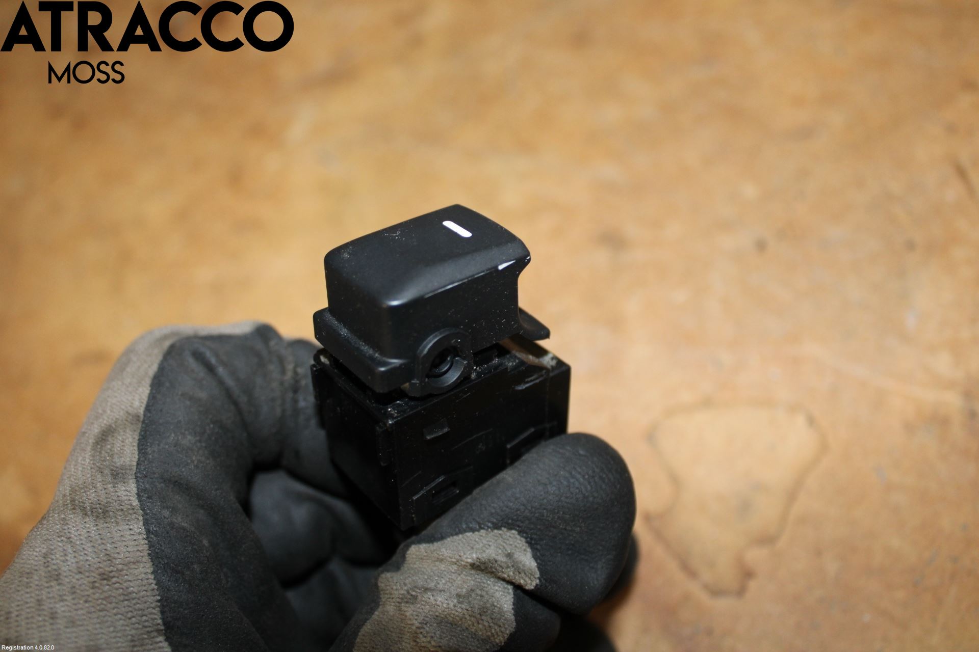 Kia SPORTAGE (SL) 11-15 Bryter Vindusheis