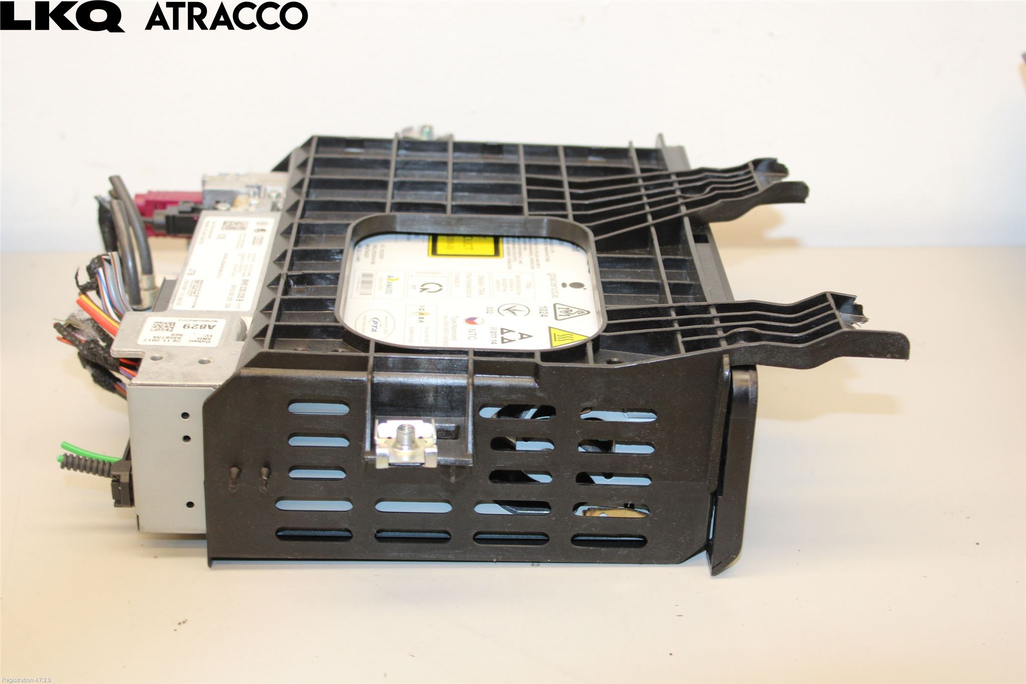 Audi A4/S4 B9 16-19 Stereo Radio Med Cd