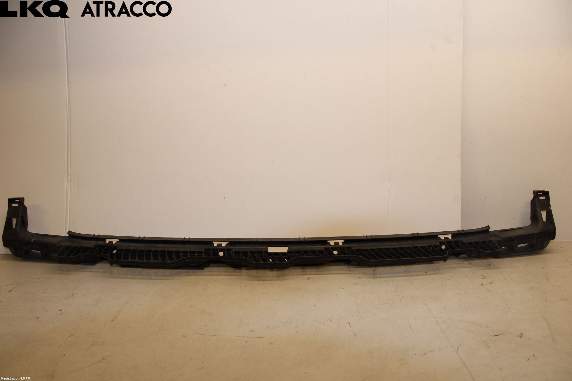 Volkswagen VW GOLF / E-GOLF VII 13-20 Støtfanger Bak Midt Del