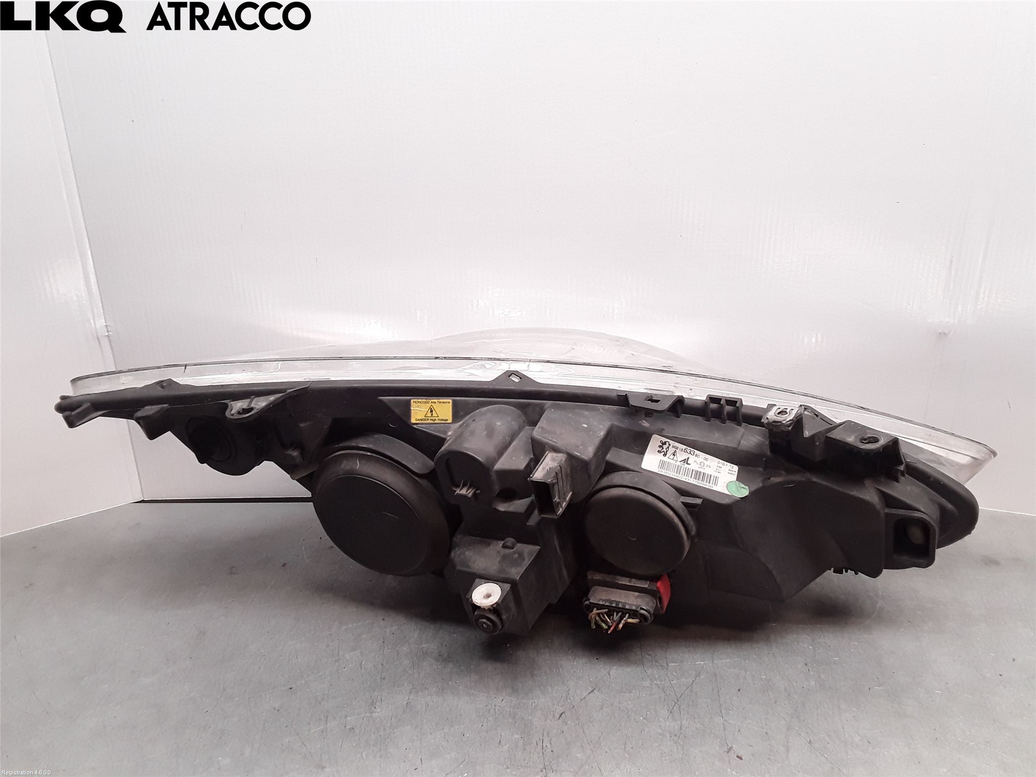 Peugeot 307     05-08 Frontlykt Venstre