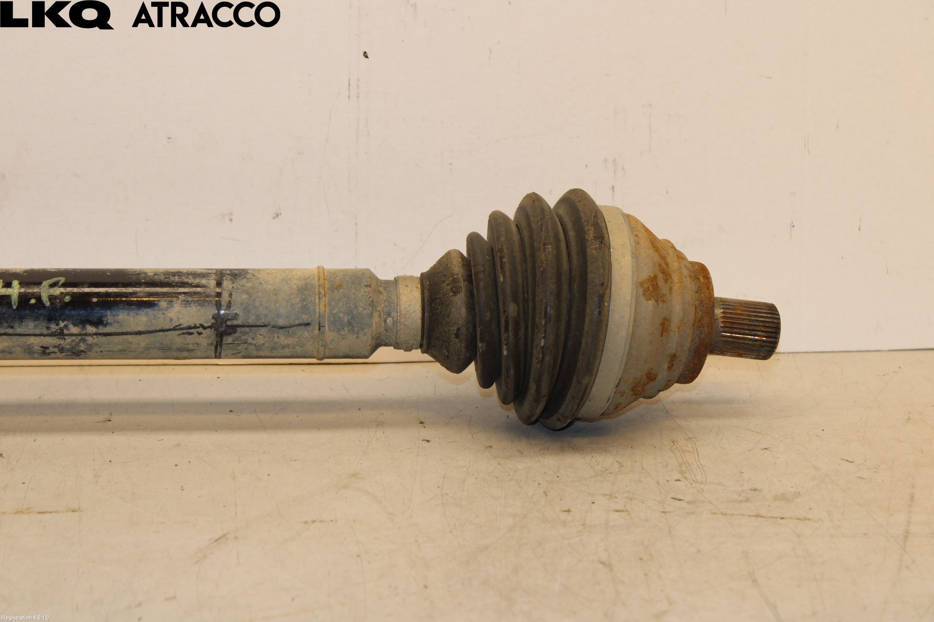 Volkswagen VW CADDY 11-15 Drivaksel Foran Kompl Høyre