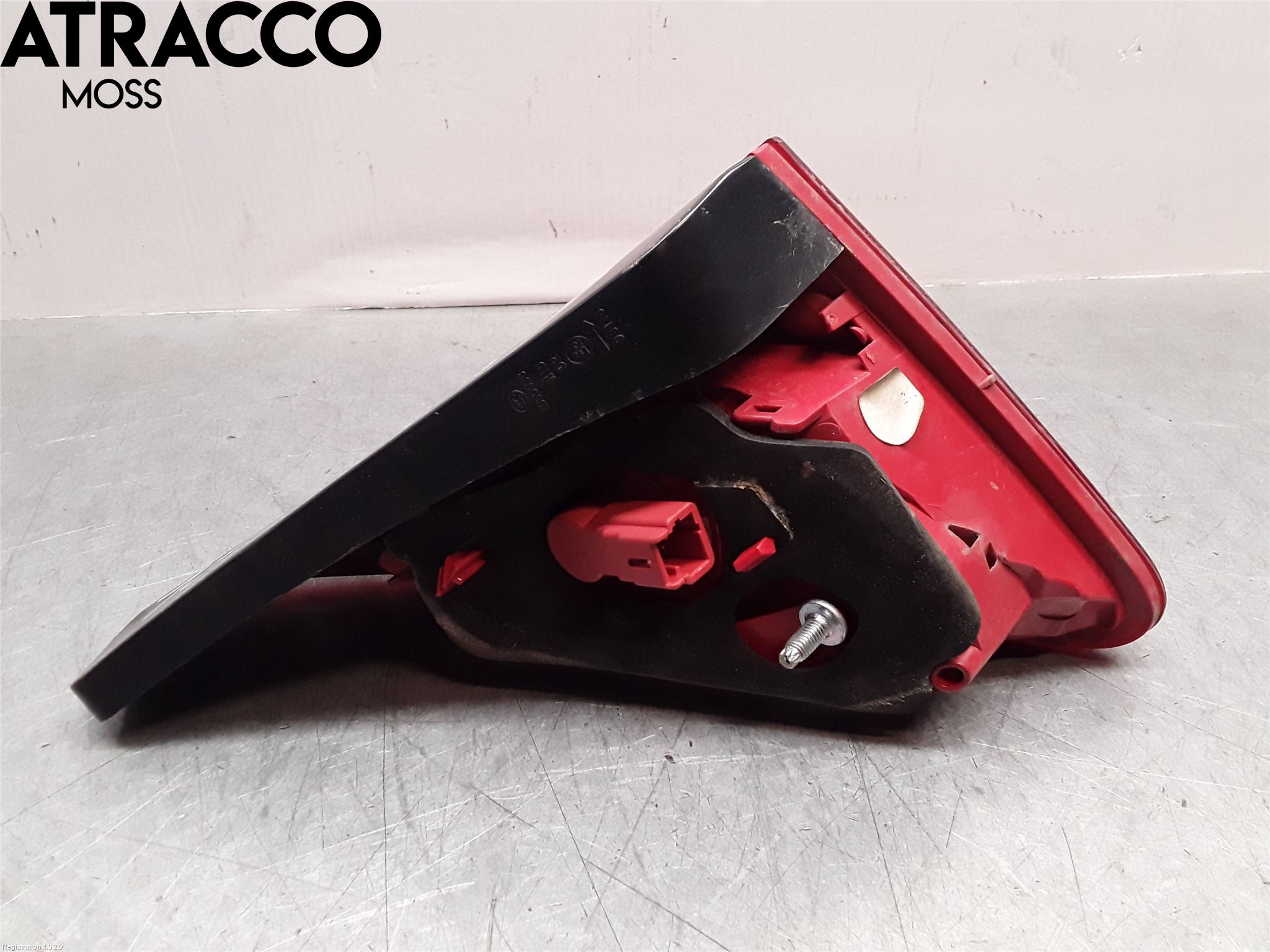 Peugeot 3008 09-16 Baklykt Venstre  På Luke(Indre