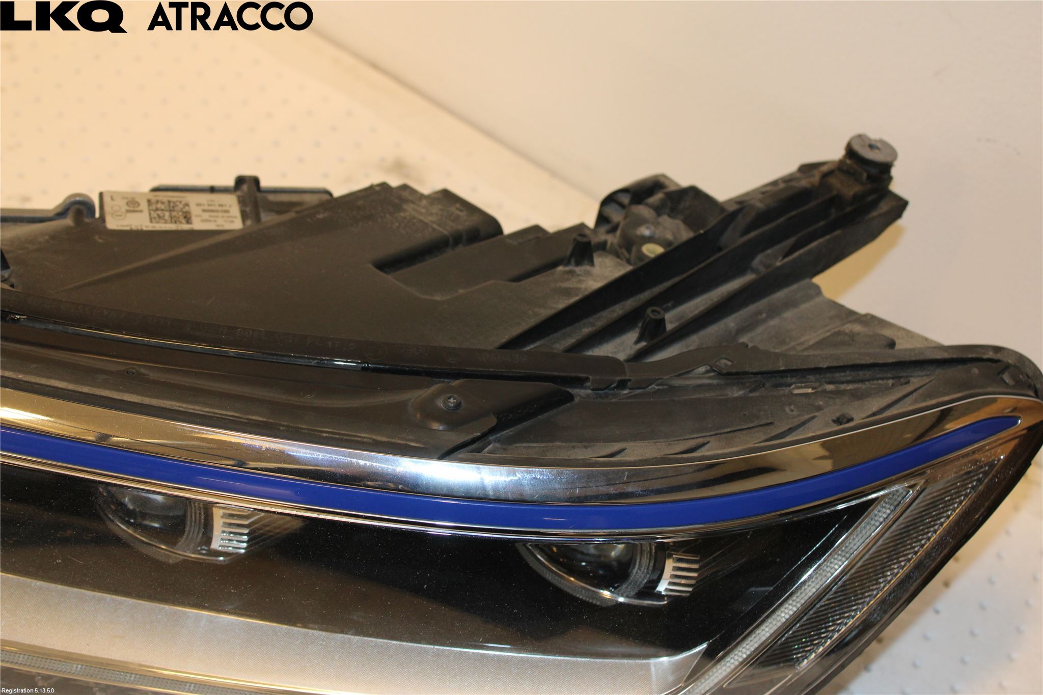 Volkswagen VW PASSAT 15-19 Frontlykt Venstre