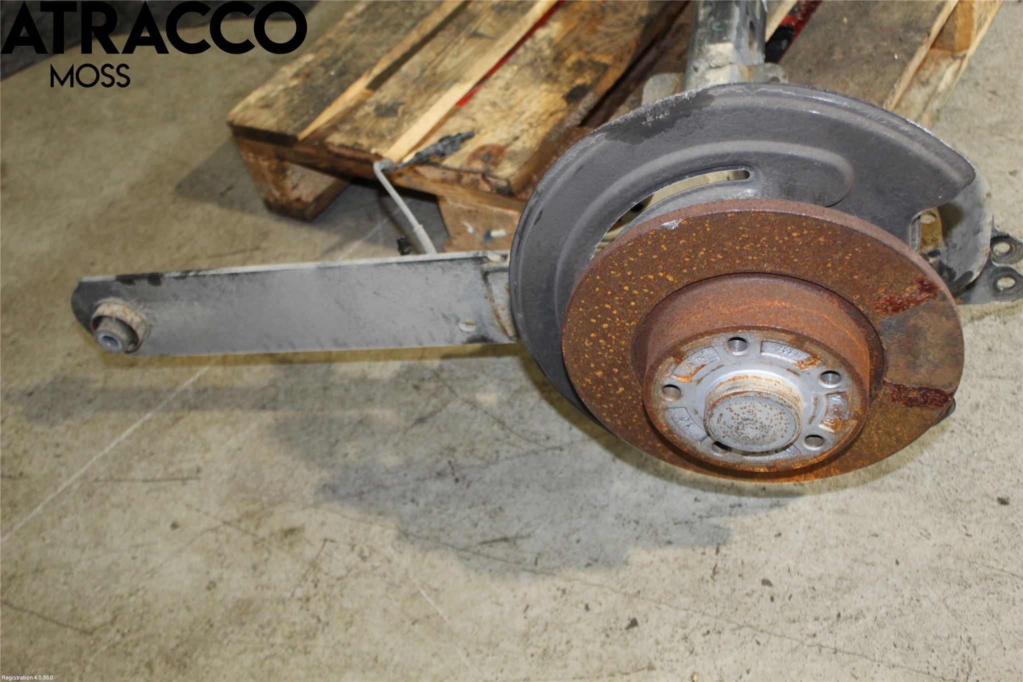 Renault TRAFIC/E-TECH 15- Bakaksel Feste Travers-Ramme