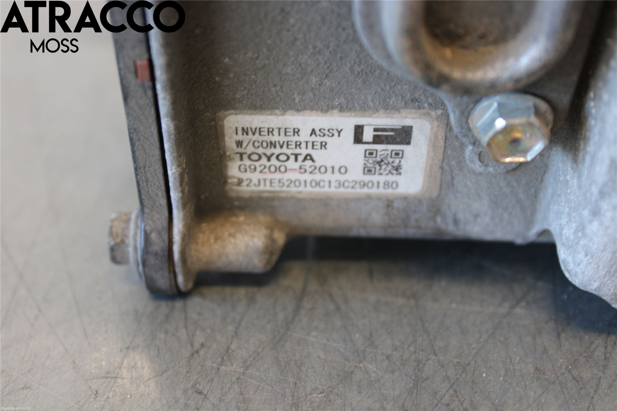Toyota YARIS XP130 12-14 Hybridconverter