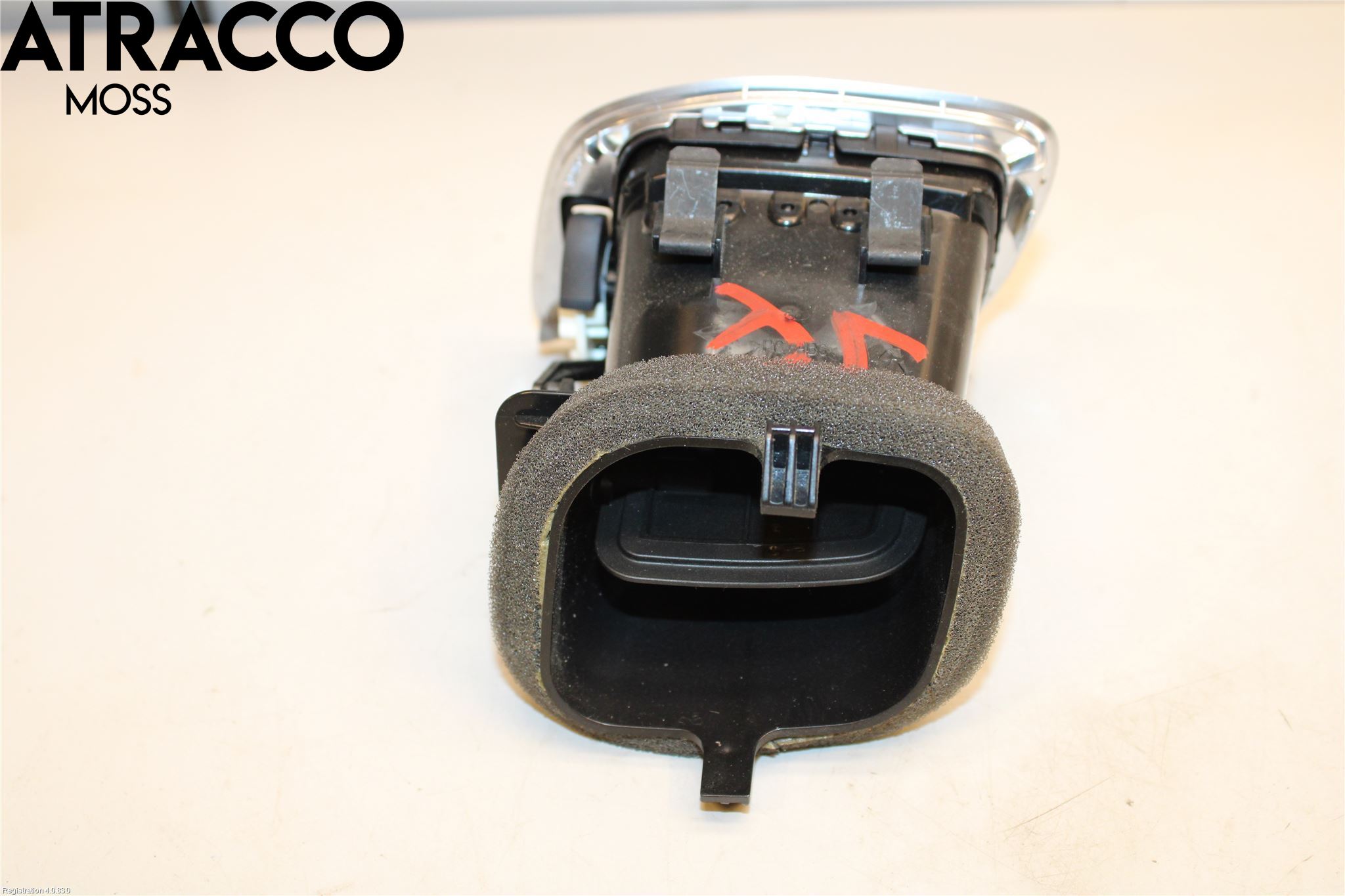 Volvo V40 12-19 Dashbord Kanal - Dyse