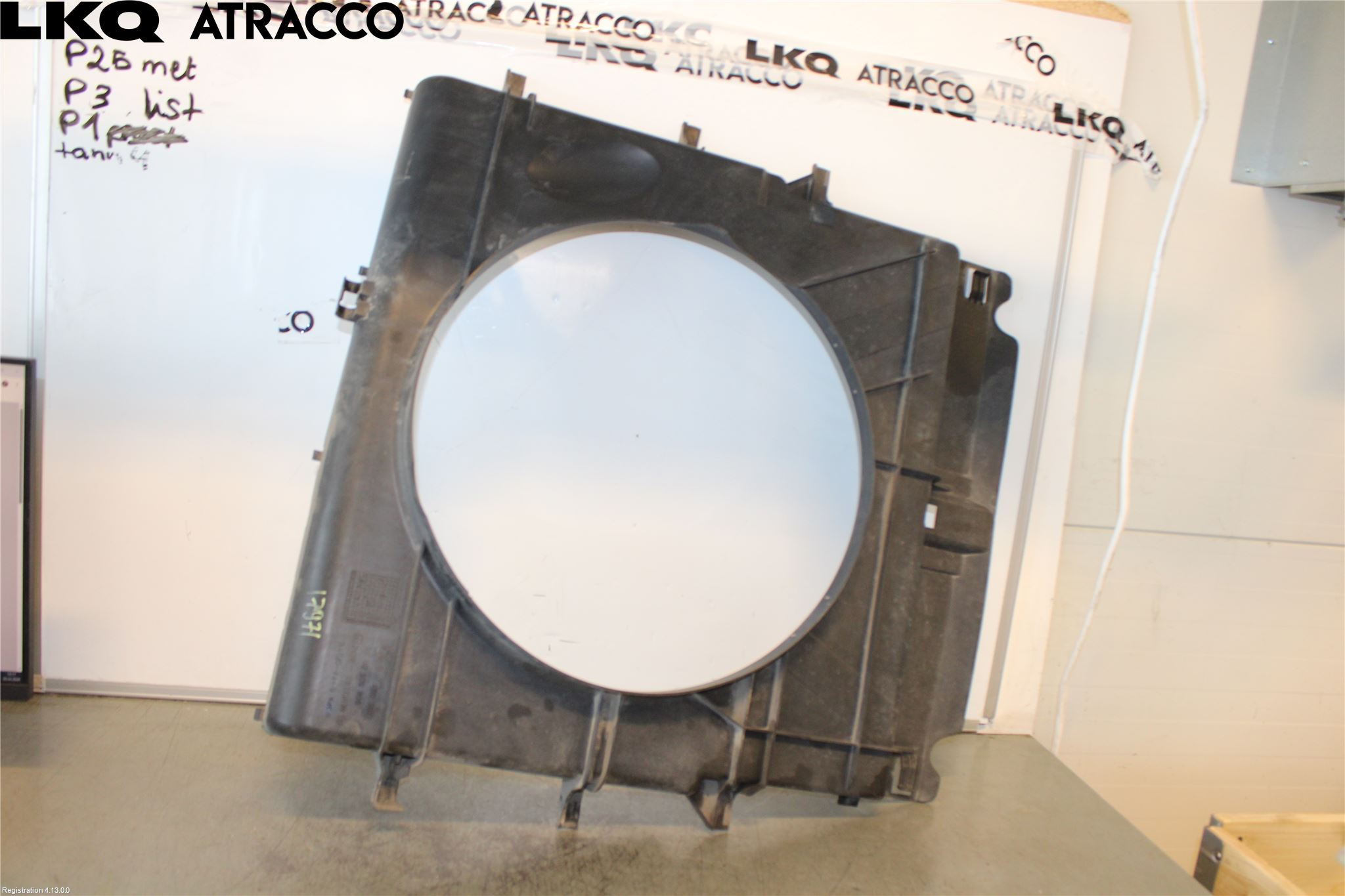 Mercedes-Benz MB SPRINTER (W906) 06-18 Kjølevifte-Radiator Hus-Kåpe