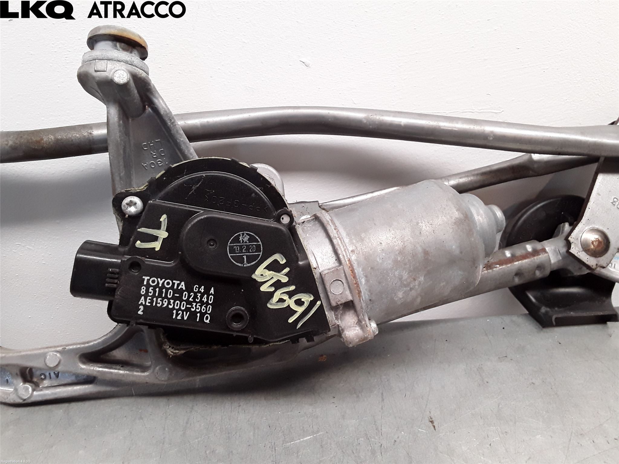 Toyota AURIS 13-19 Viskermotor Frontrute