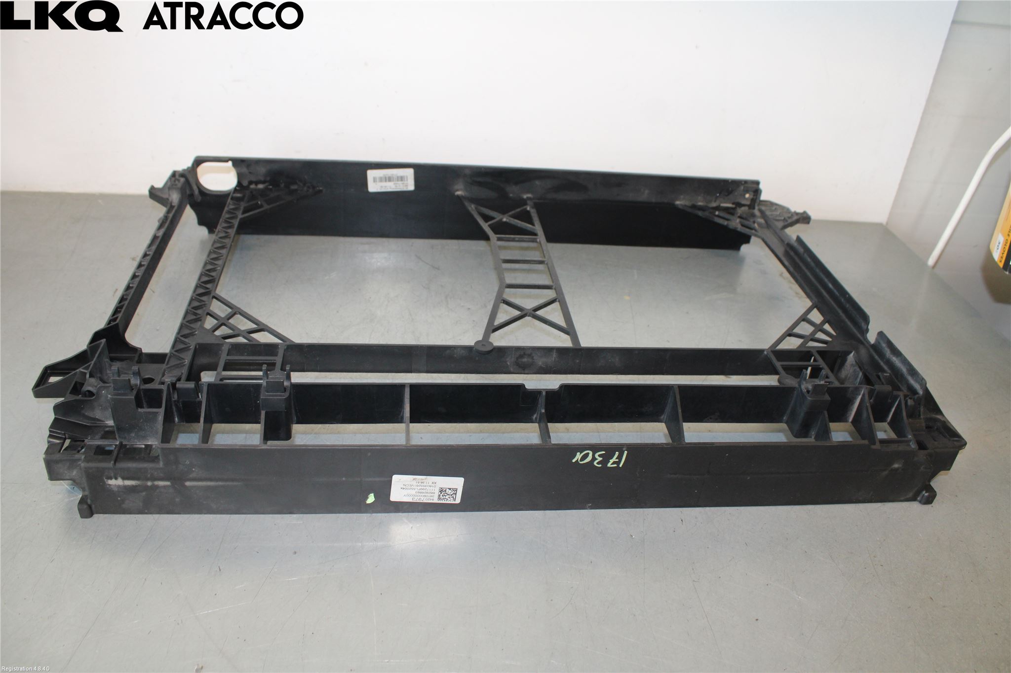 Opel INSIGNIA 17- Radiator Feste - Ramme - Bjelk