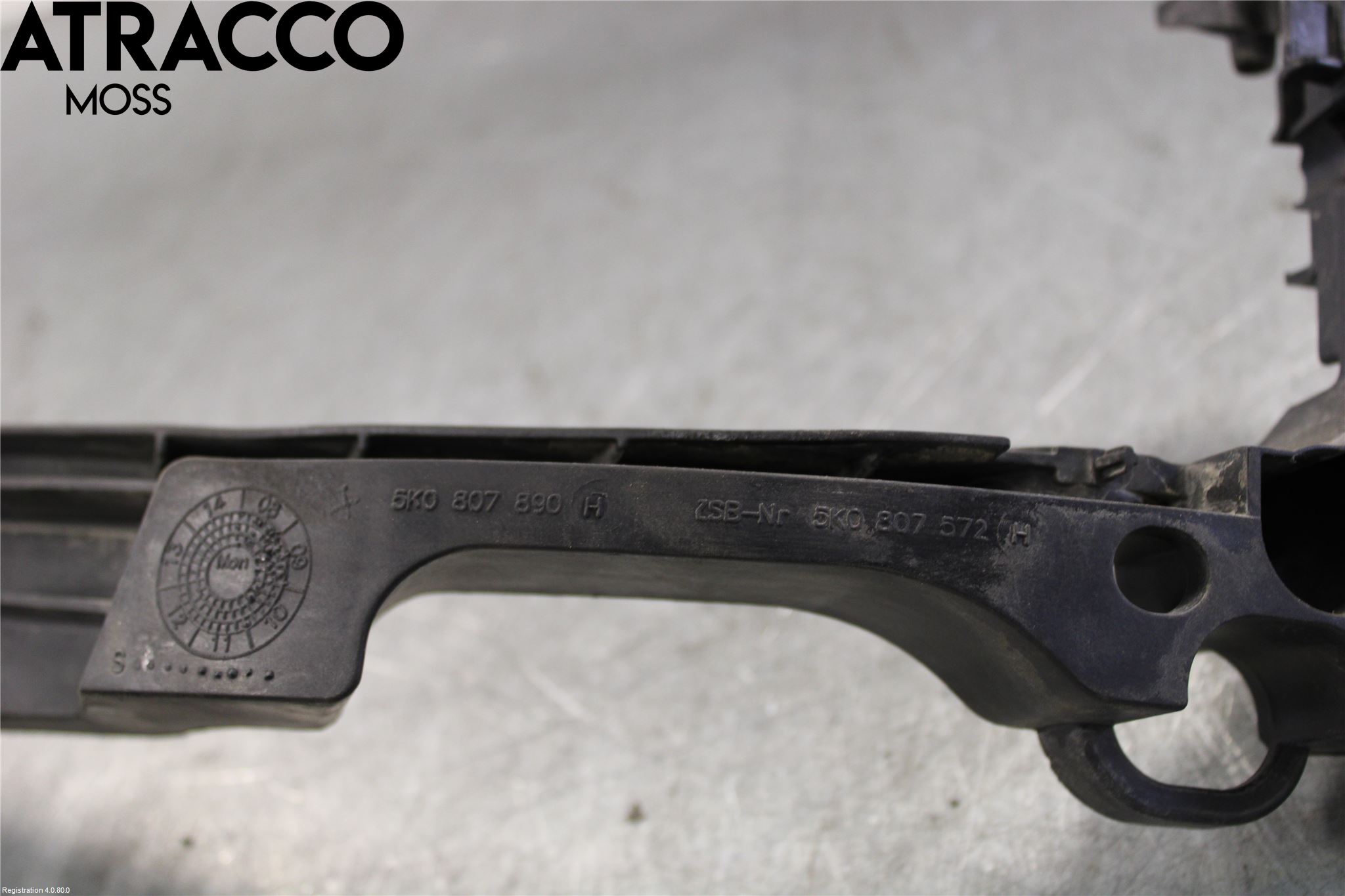 Volkswagen VW GOLF VI 09-13 Frontlykt Ramme V Lyktering