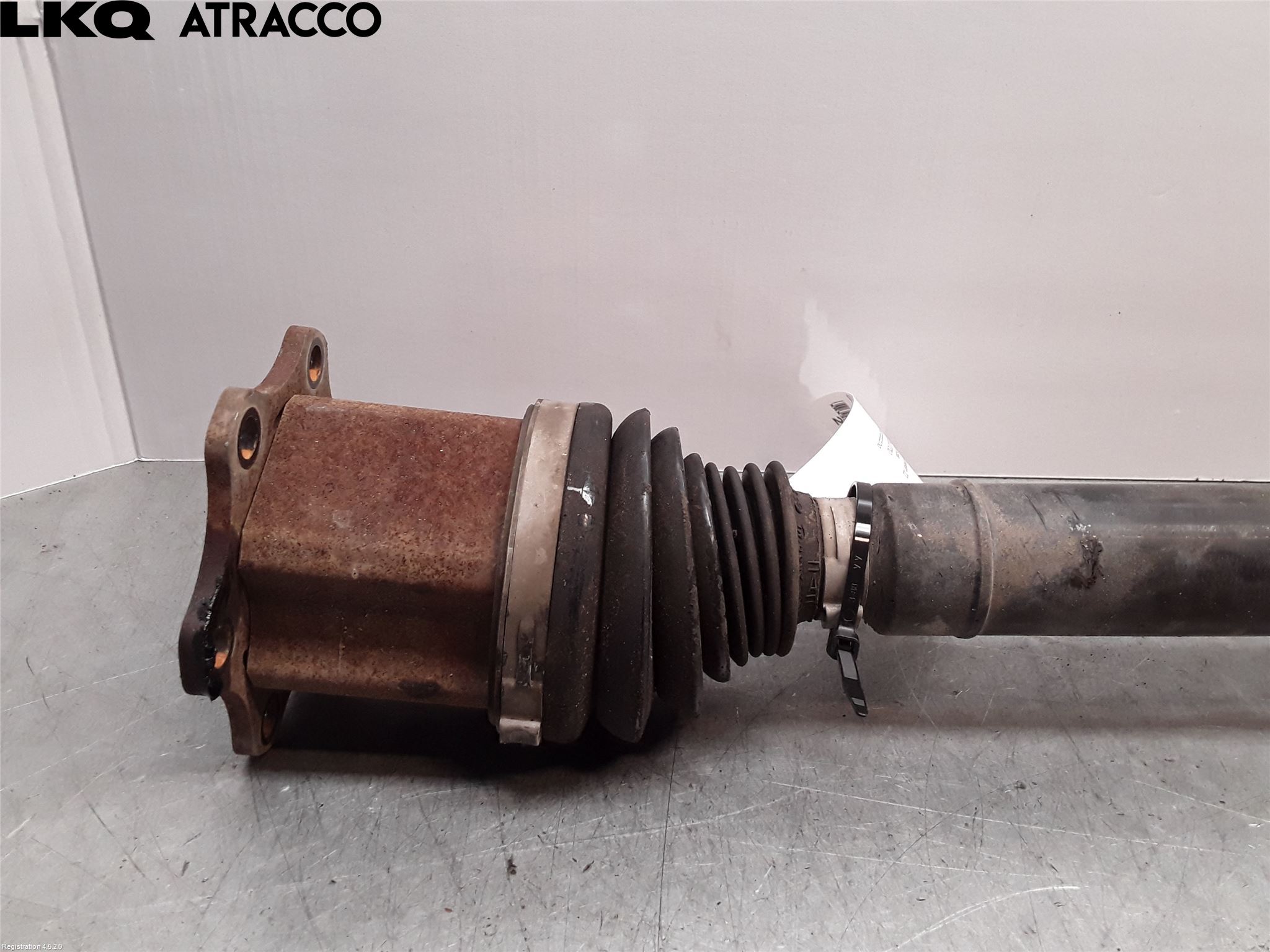 Skoda SUPERB 09-15 Drivaksel Foran Kompl Høyre