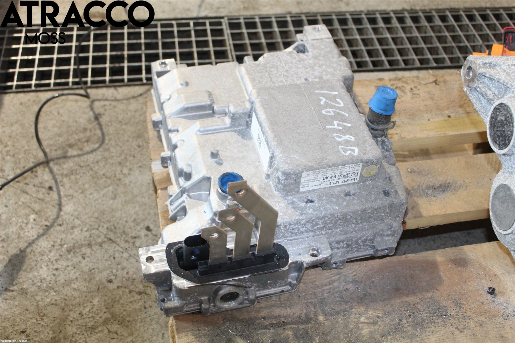 Audi Q4 E-TRON FZ 22- Inverter 12-)220V