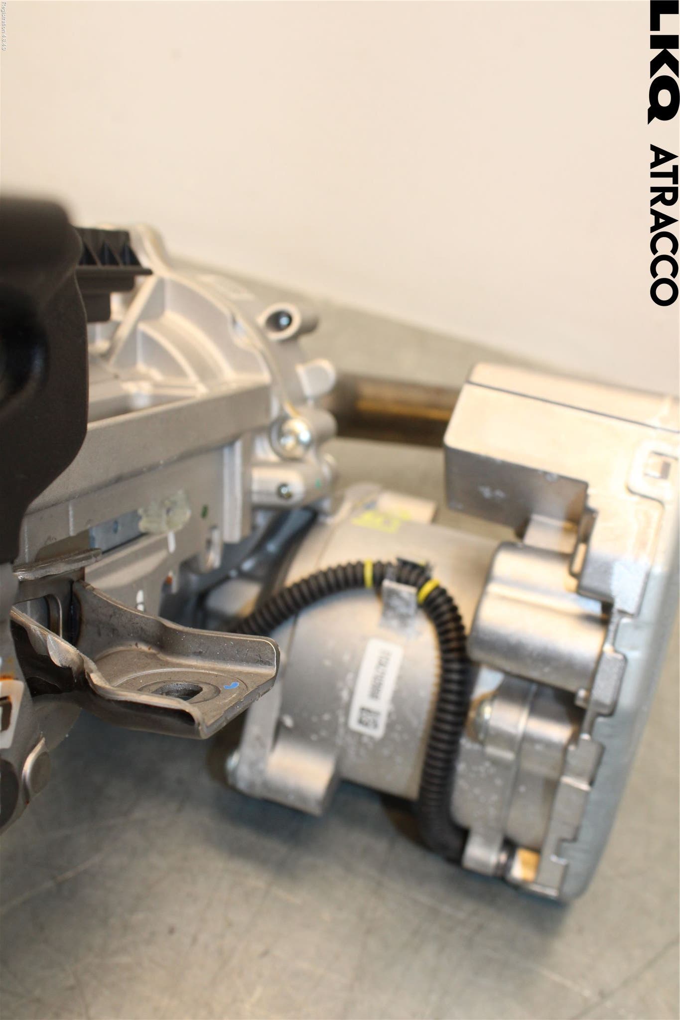 Ford MUSTANG Mach-E 21- Rattaksel