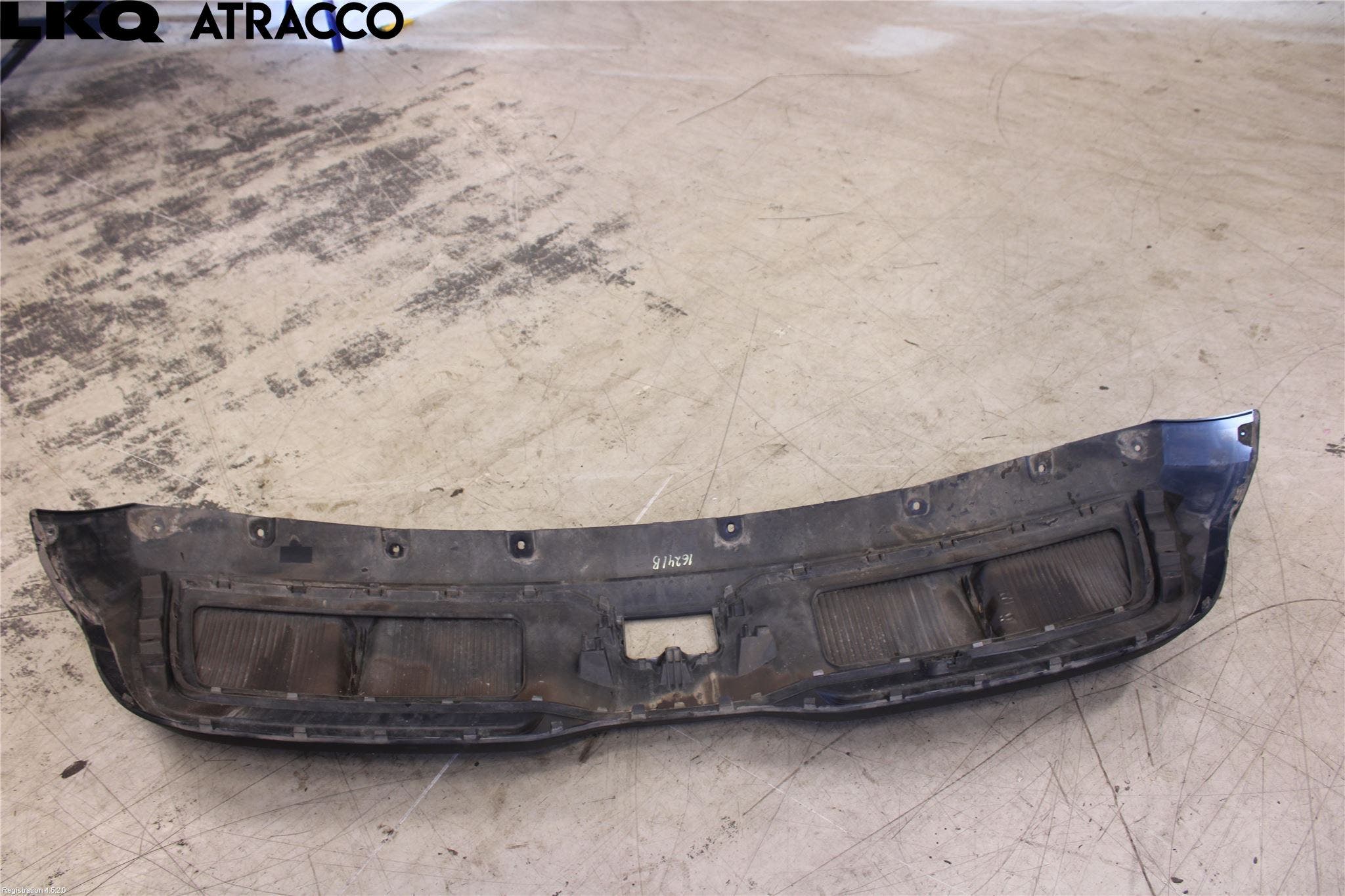 MG 4 23- Spoiler Bak