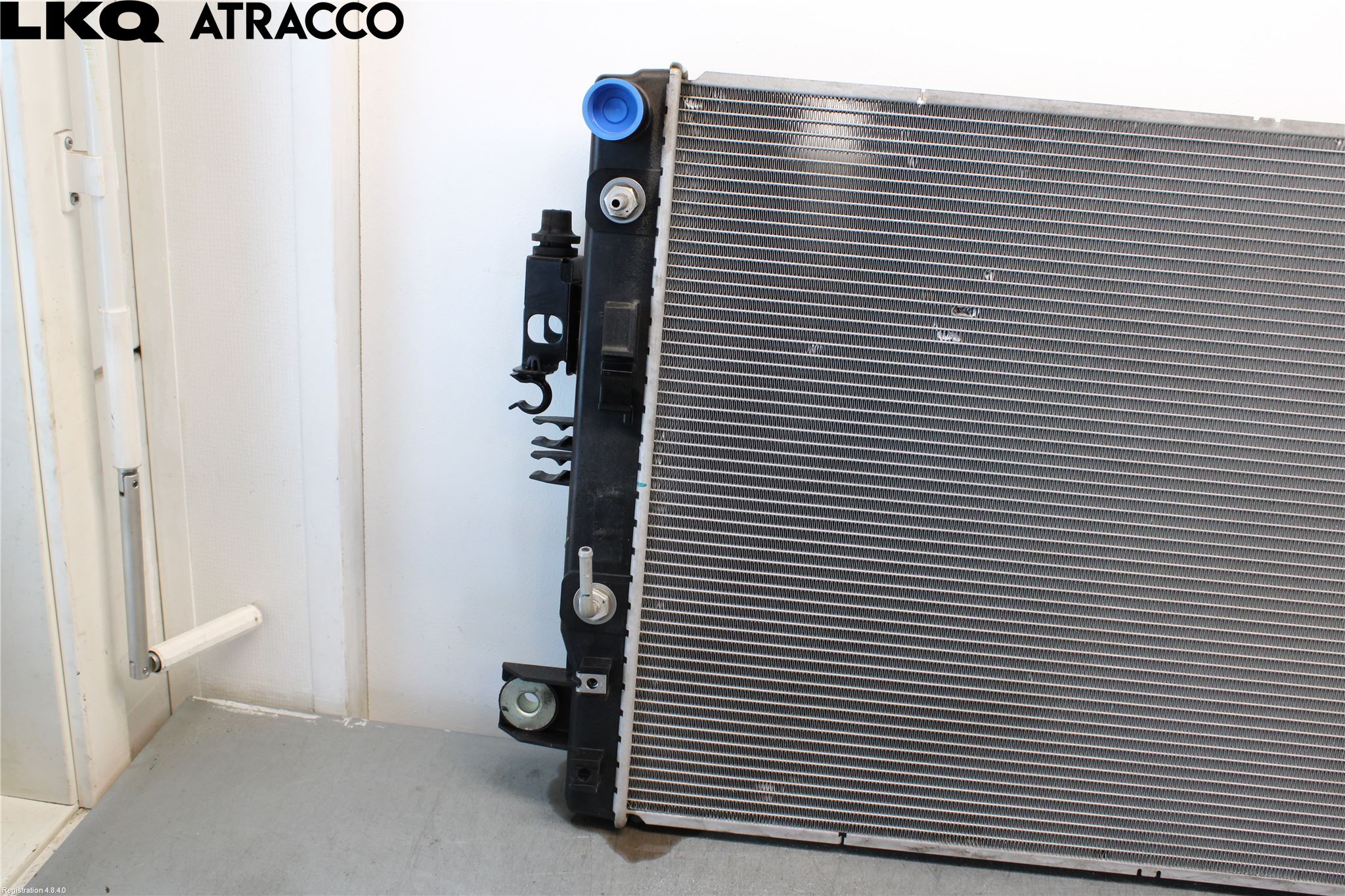 Nissan NAVARA 05-16 Radiator Automat