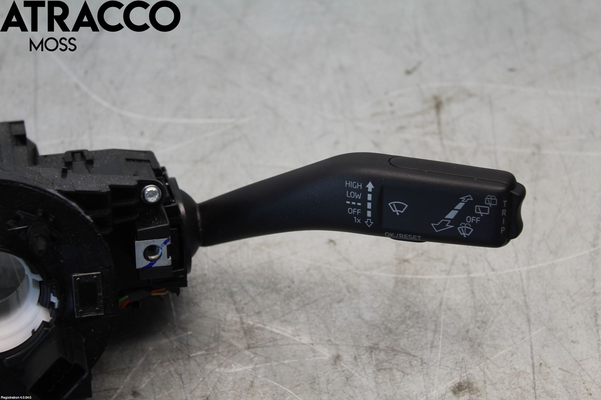 Volkswagen VW UP! / E-UP! Bryter Ratt Kombi H Og V