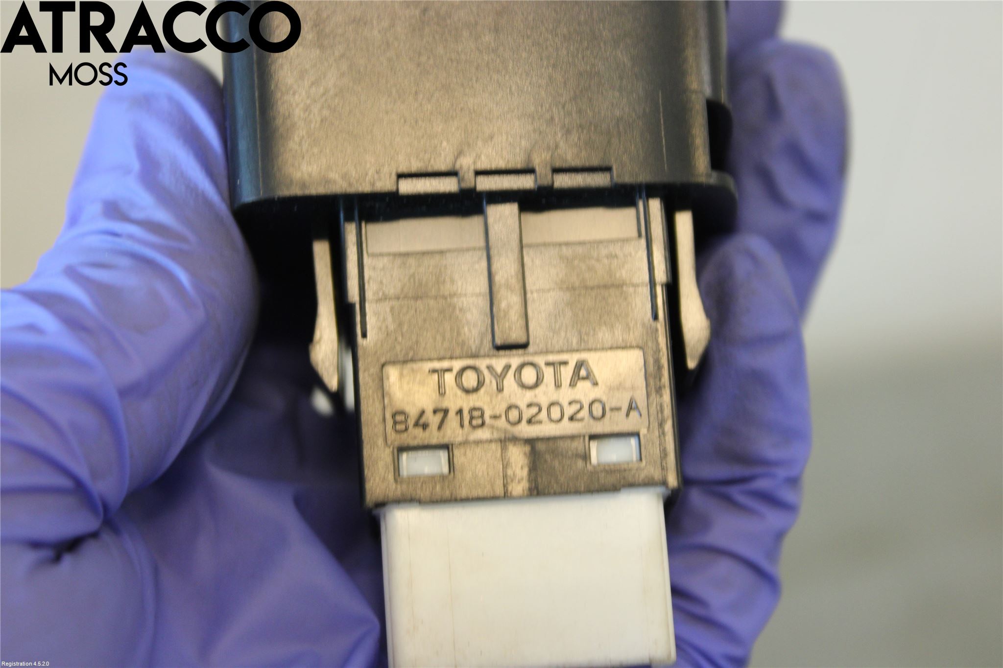 Toyota AURIS 13-19 Bryter Parkeringsbrems