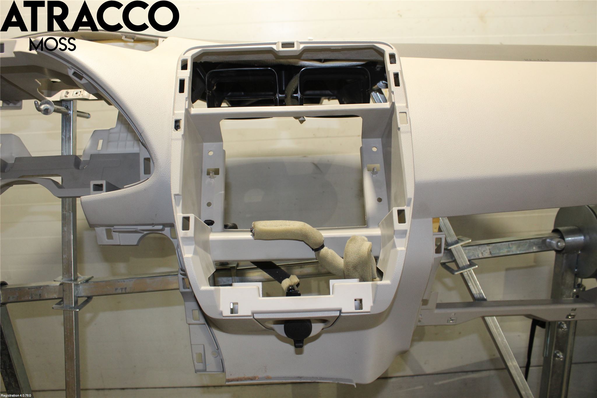 Nissan LEAF 11-17 Dashbord