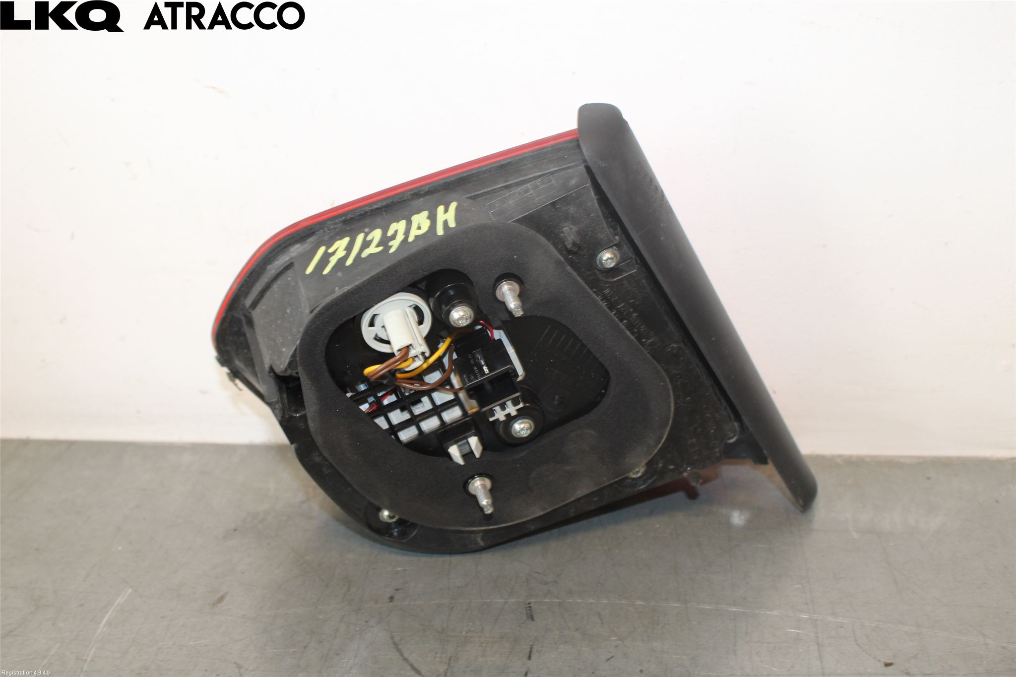 Volkswagen VW GOLF VI 09-13 Baklykt Venstre  På Luke(Indre