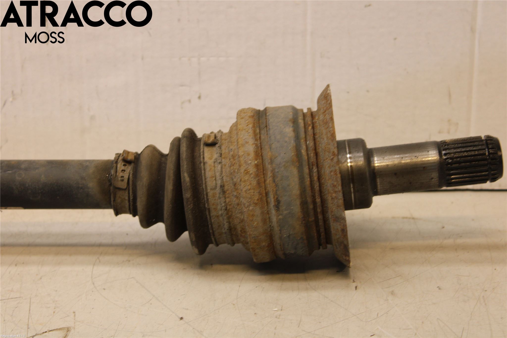 BMW 5 F10/F11/F18 09-17 Drivaksel Bak Kompl Venstre