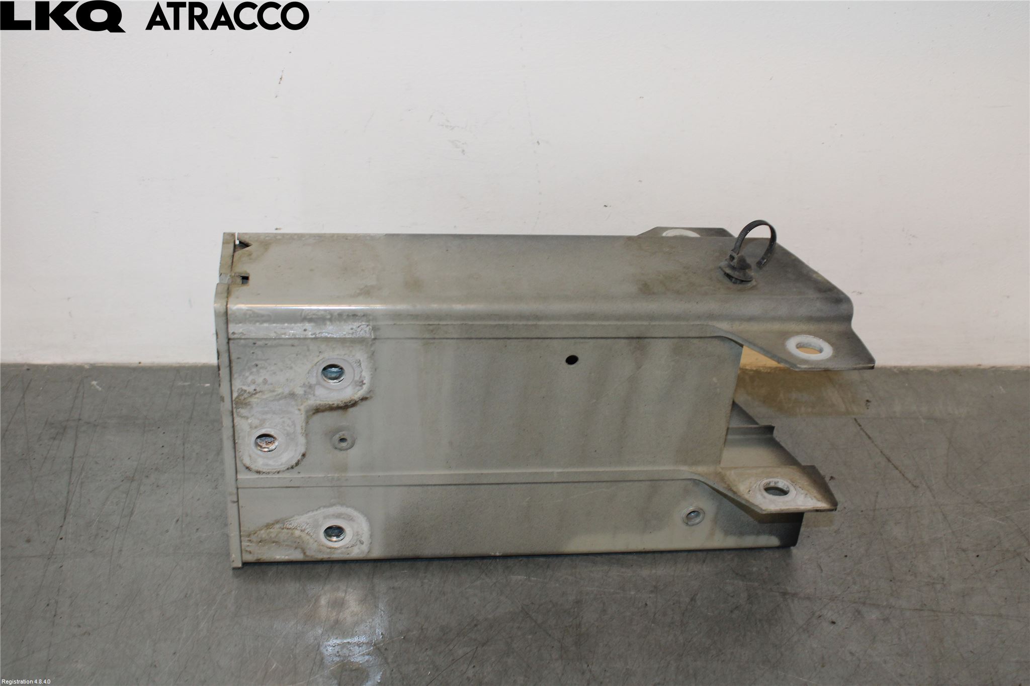 Volvo XC90/RECHARGE 16- Støtfanger Foran Feste