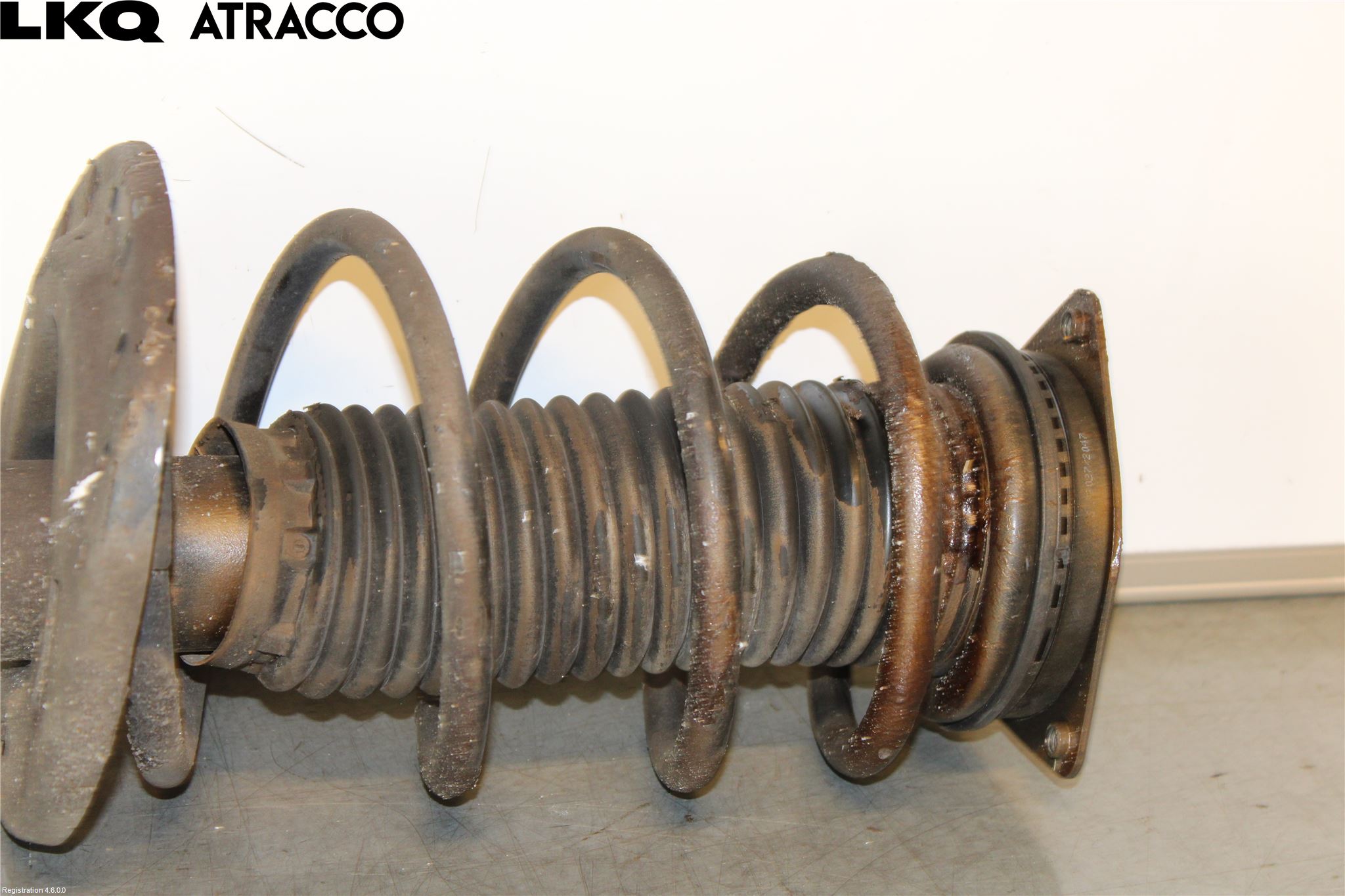 Peugeot 208/E-208 20- Fjærbein Foran Venstre