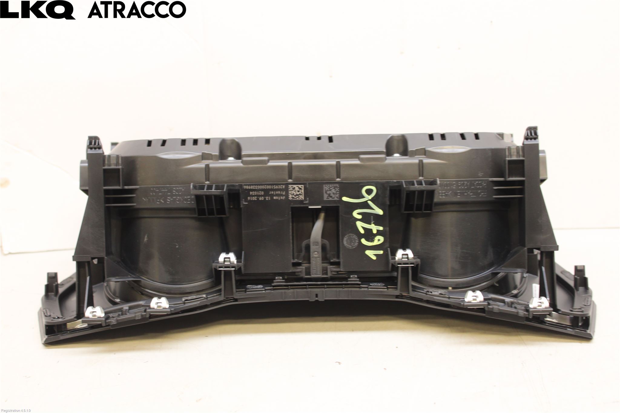 Volkswagen VW PASSAT 15-19 Instr Kombinert