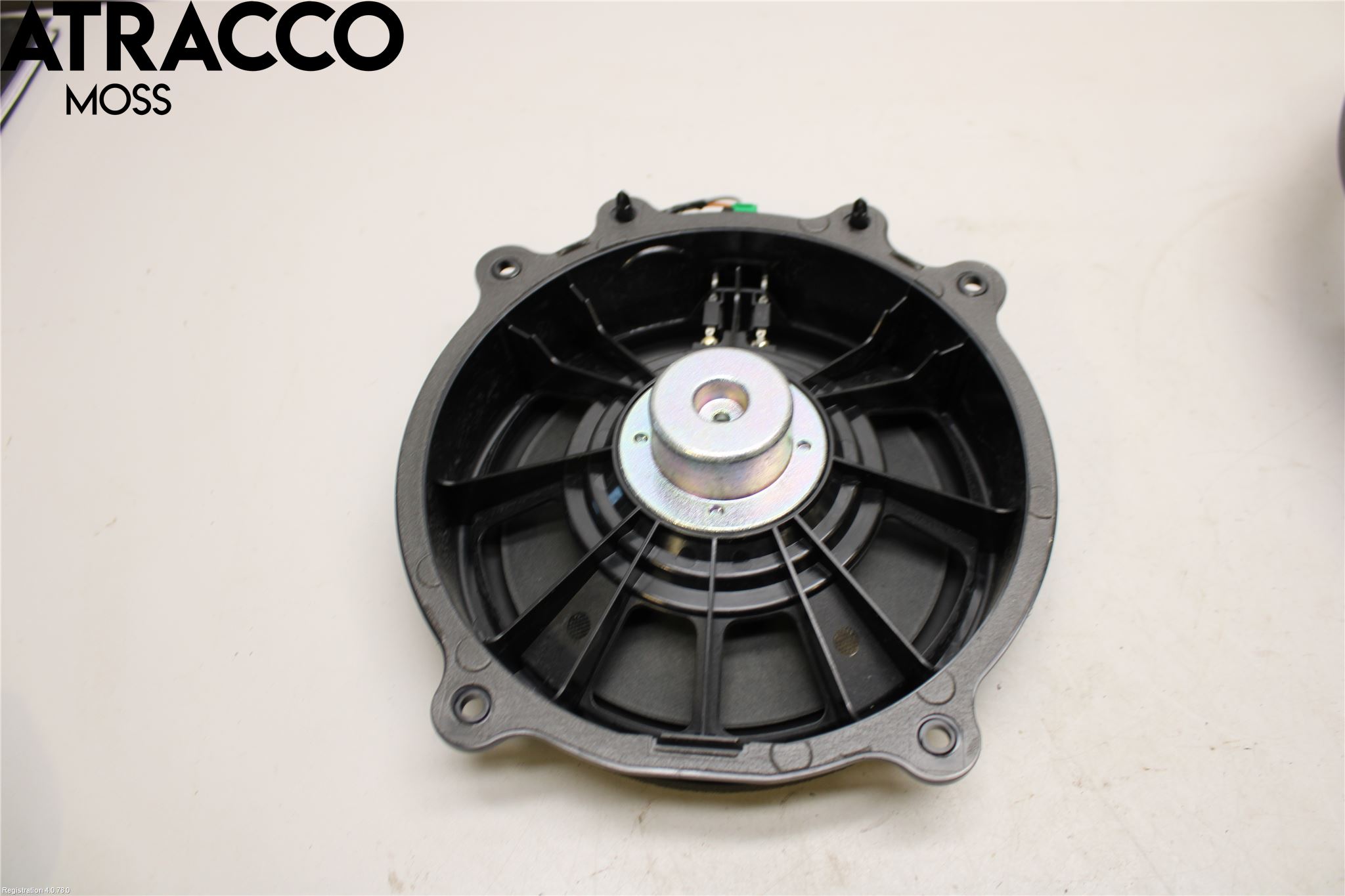 Tesla MODEL 3 17- Innr Høyttaler