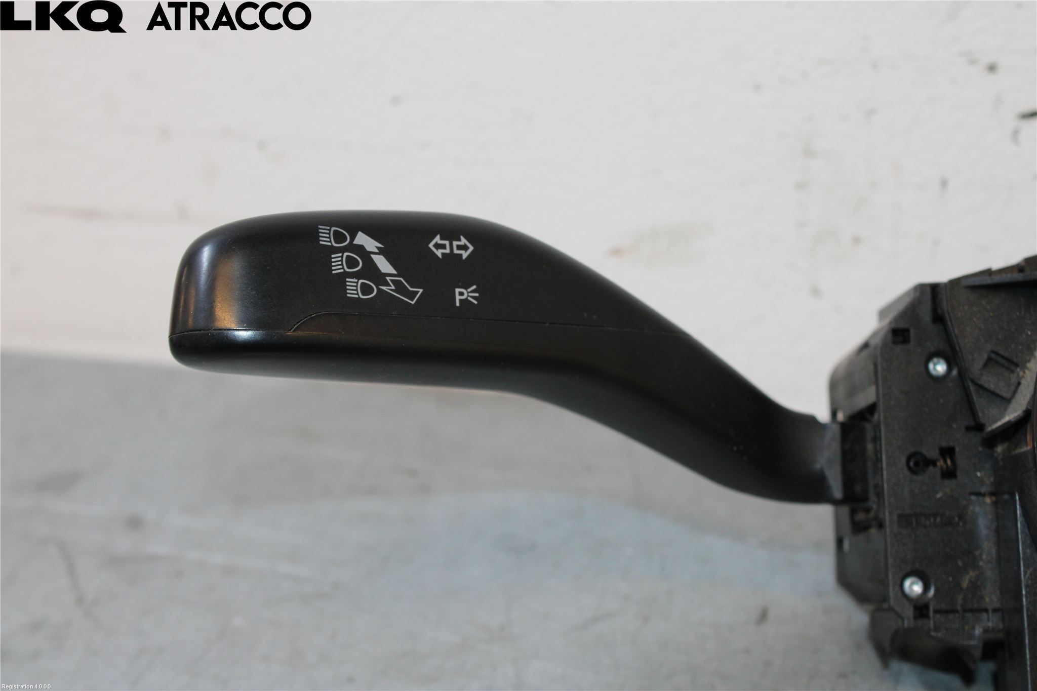 Volkswagen VW TRANSP/CARAVELLE (T5) 04-15 Bryter Ratt Kombi H Og V