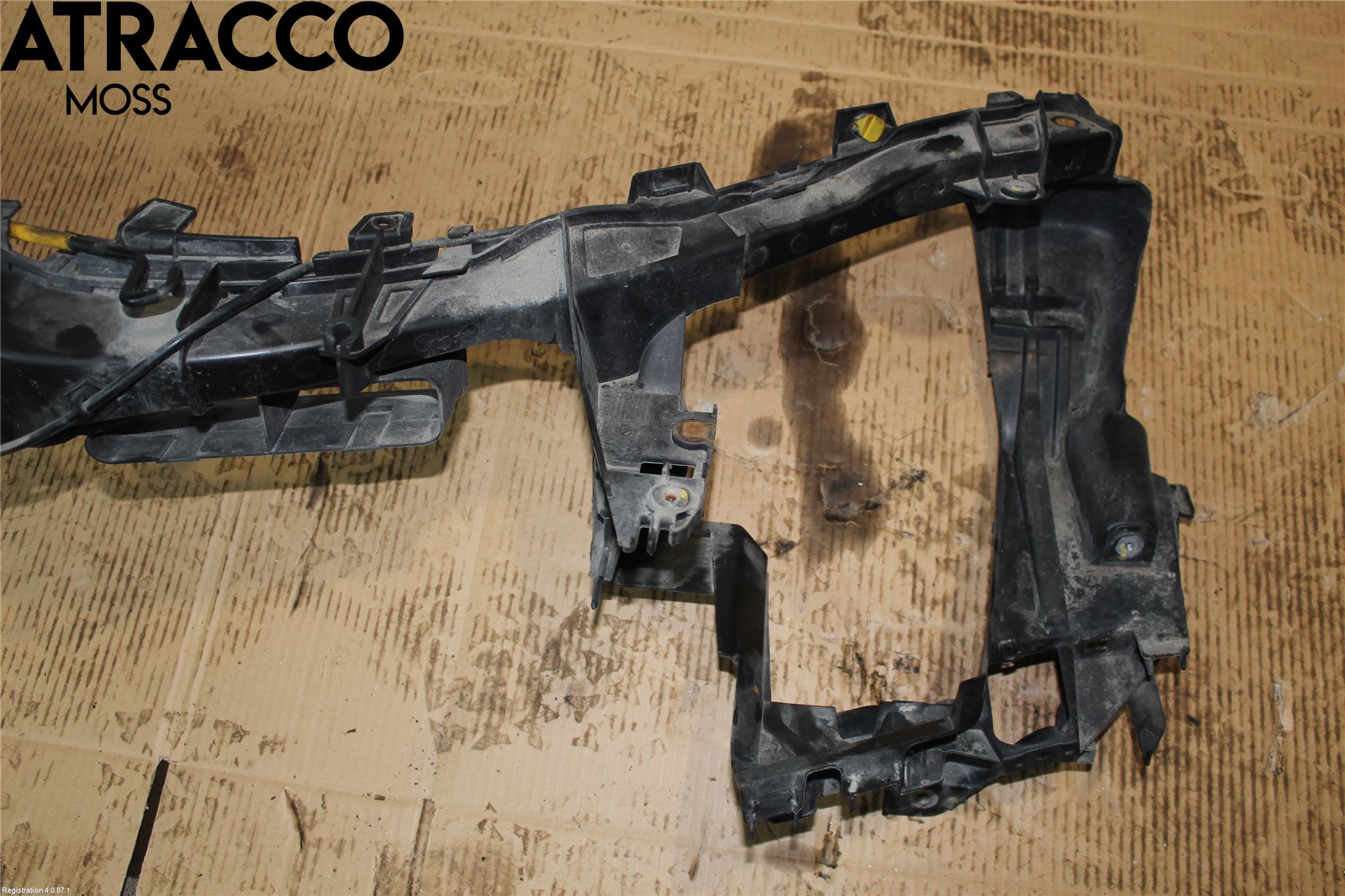 Mercedes-Benz MB B-KLASS (W245) 05-12 Frontlykt Holder-Feste