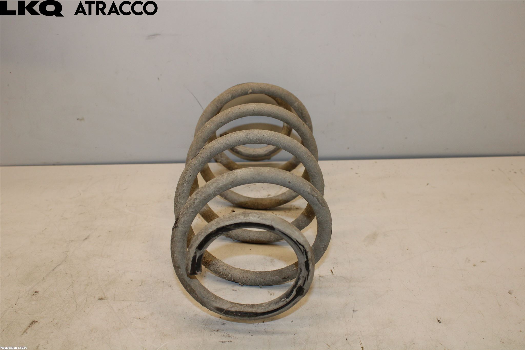 Nissan NV250 20-22 Fjær Bak