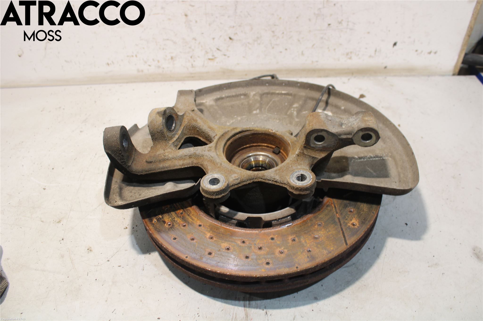 Mercedes-Benz MB E-KLASS (W212) 09-16 Spindel Hf