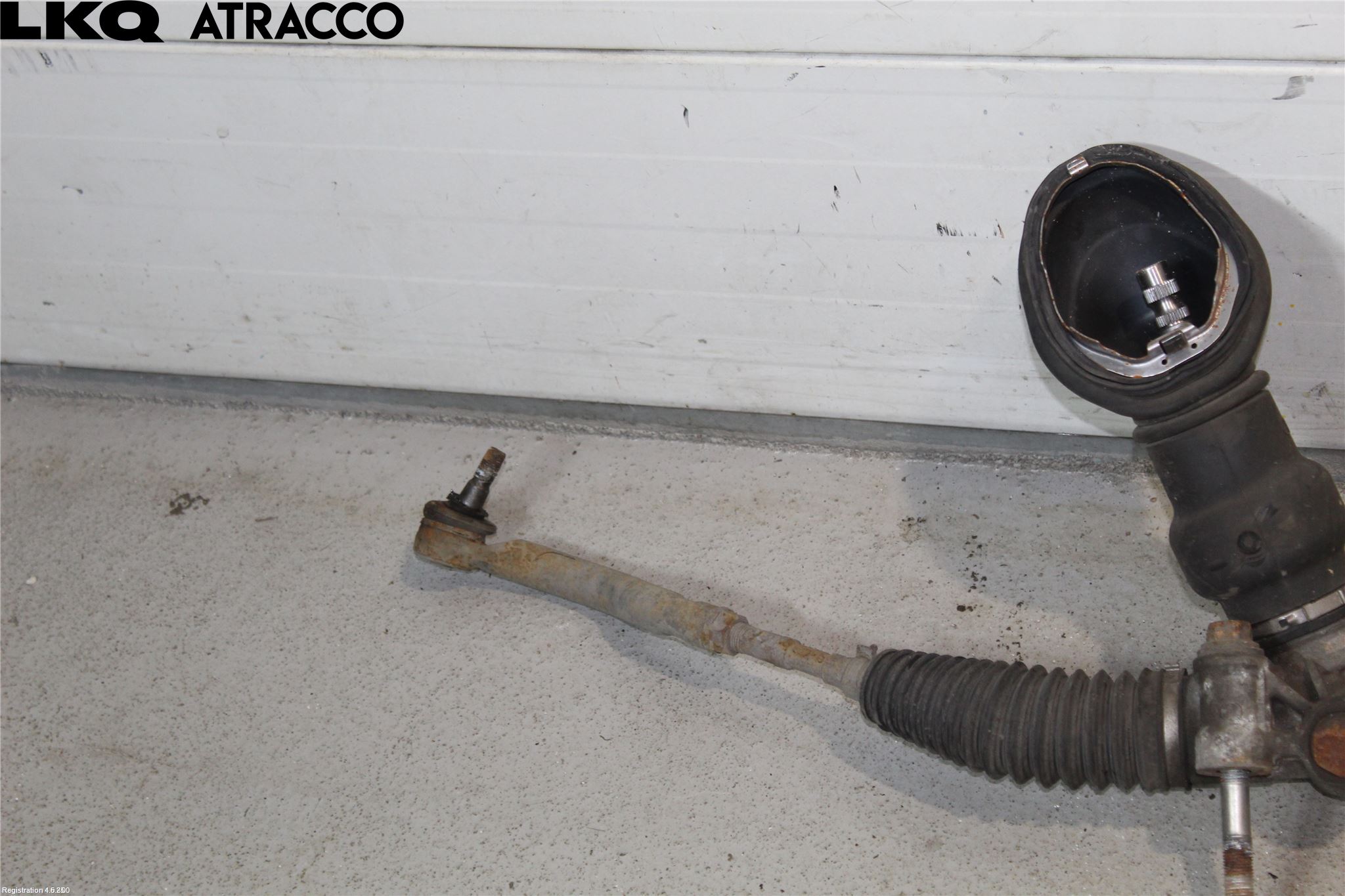 Toyota RAV 4 06-12 Servo Snekke - Tannstang