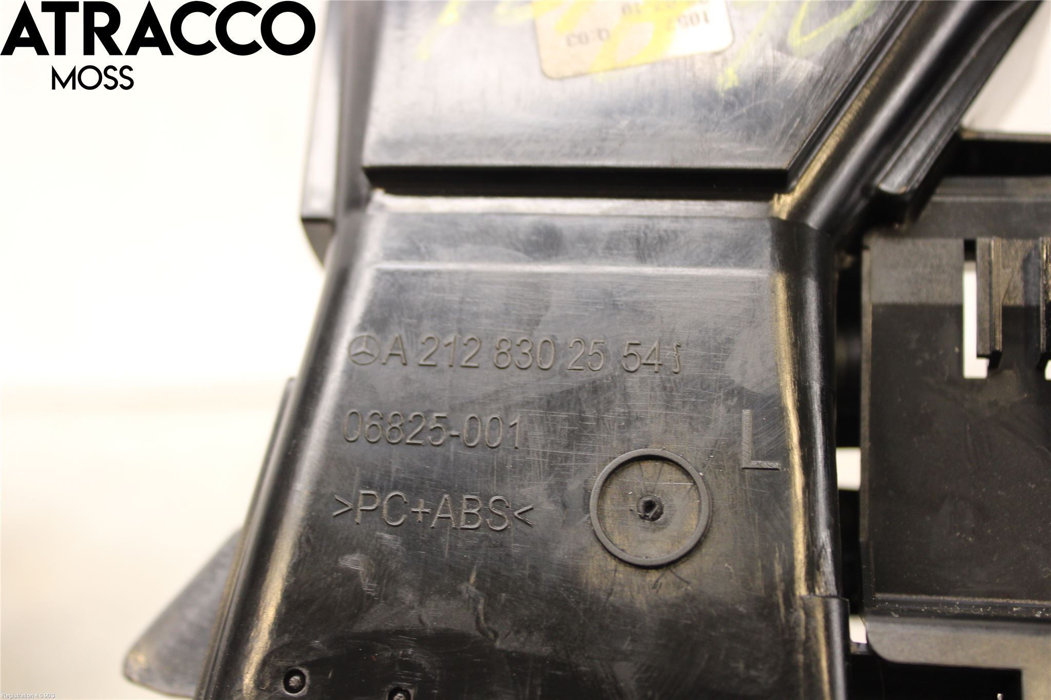 Mercedes-Benz MB E-KLASS (W212) 09-16 Dashbord Kanal - Dyse