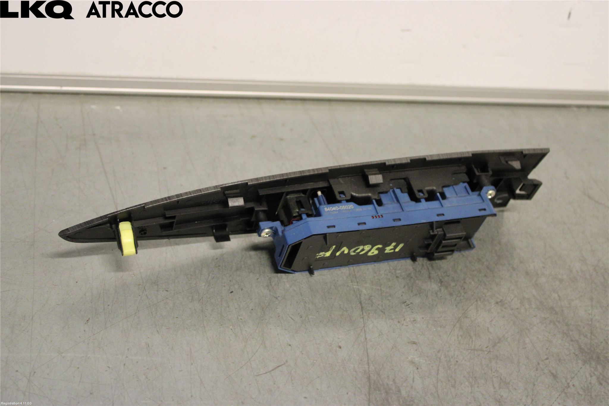 Toyota AVENSIS 09-15 Bryter Vindusheis